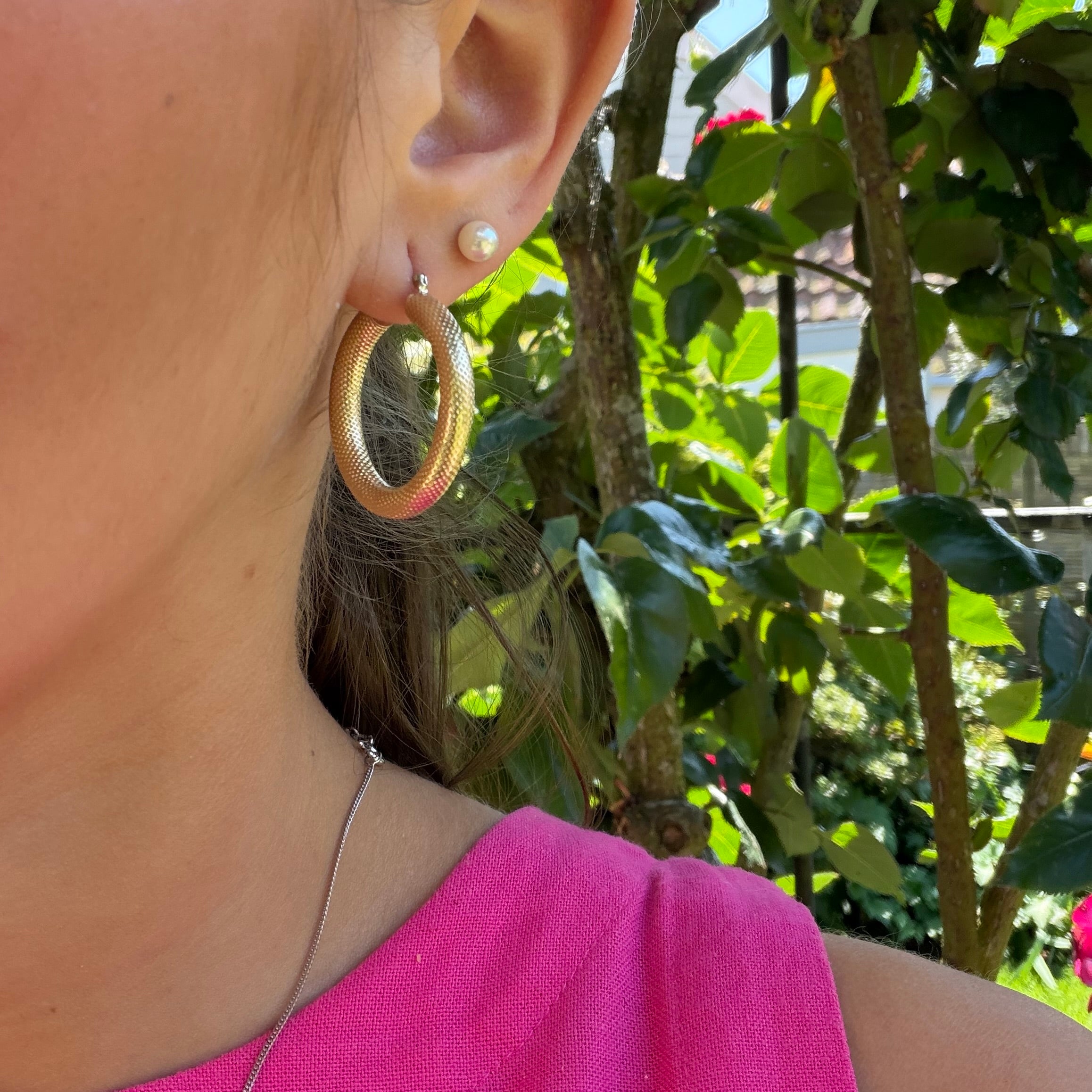 Vintage 14 kt gold stud earrings with pearl