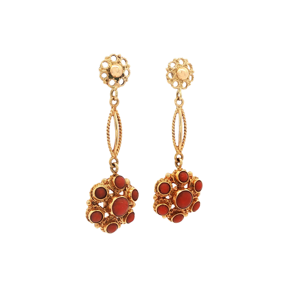 Gouden vintage oorstekers met bloedkoraal 14 kt
