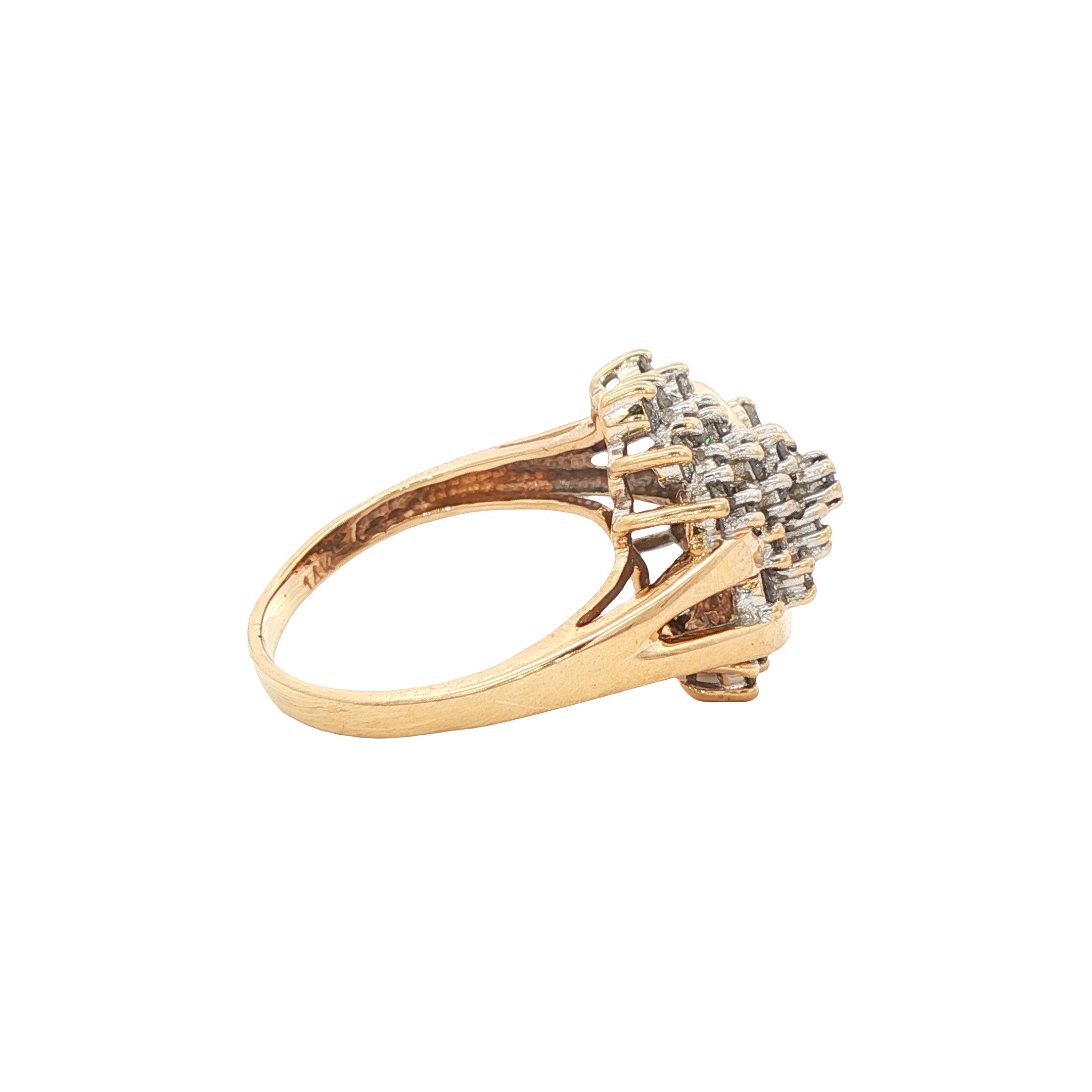 Vintage 14 kt gold ring with a diamond