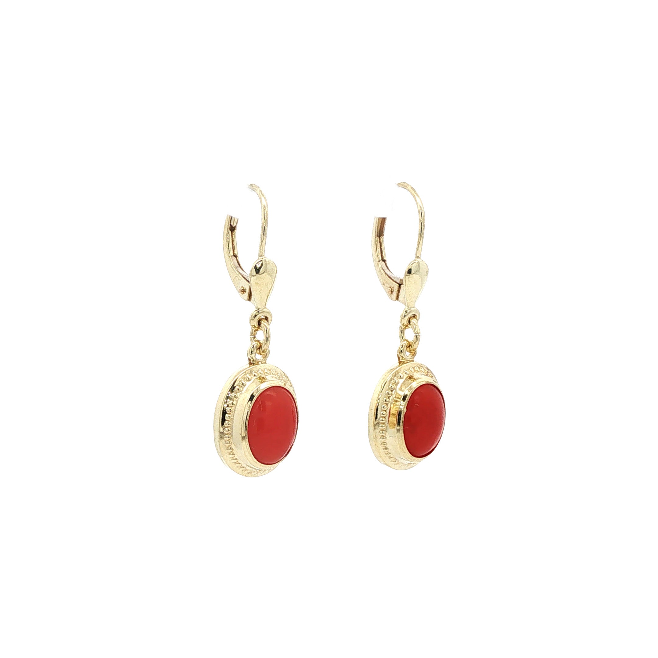 Gouden vintage oorhangers met bloedkoraal 14 kt