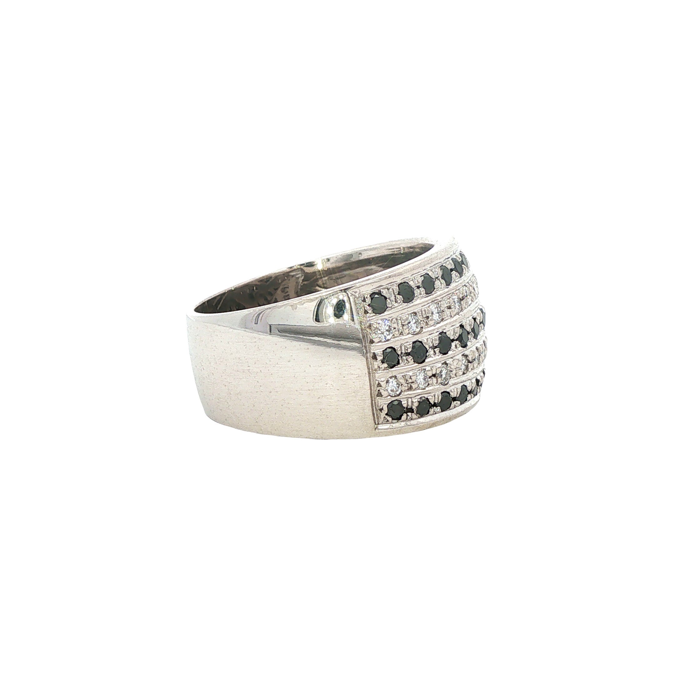 14 kt vintage white gold ring with diamond