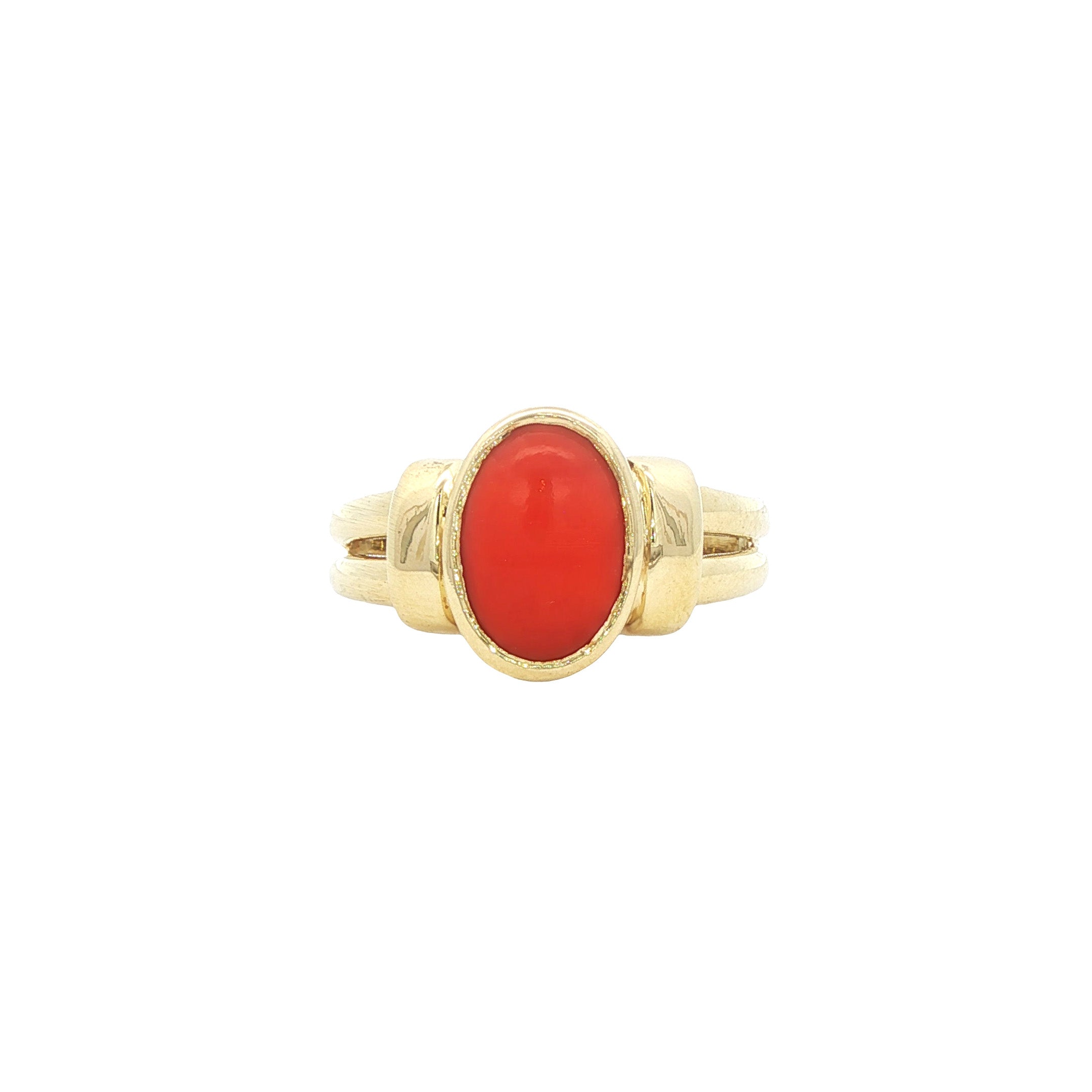 Vintage gold ring with blood coral, 14 kt