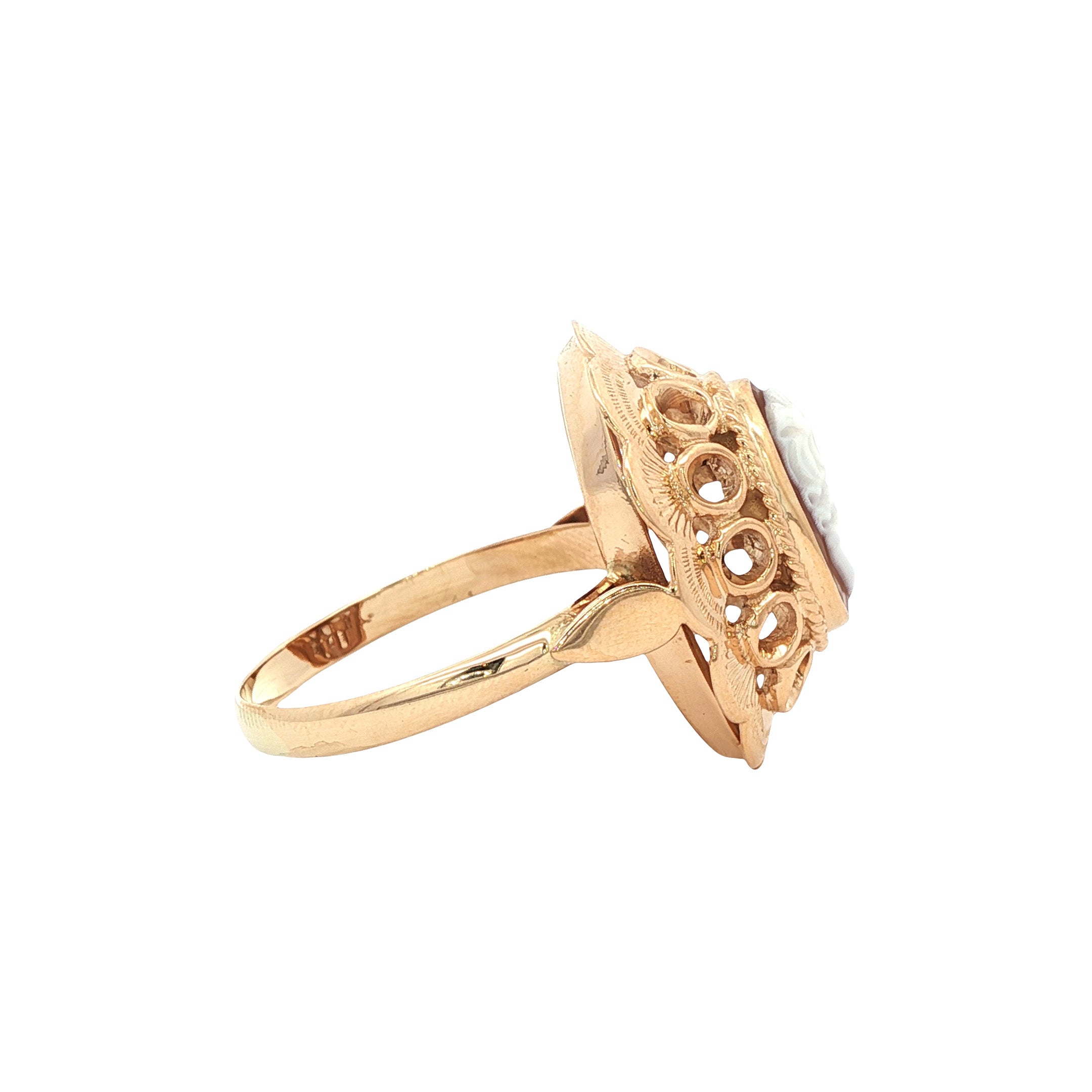 Gouden vintage ring met camee 14 kt