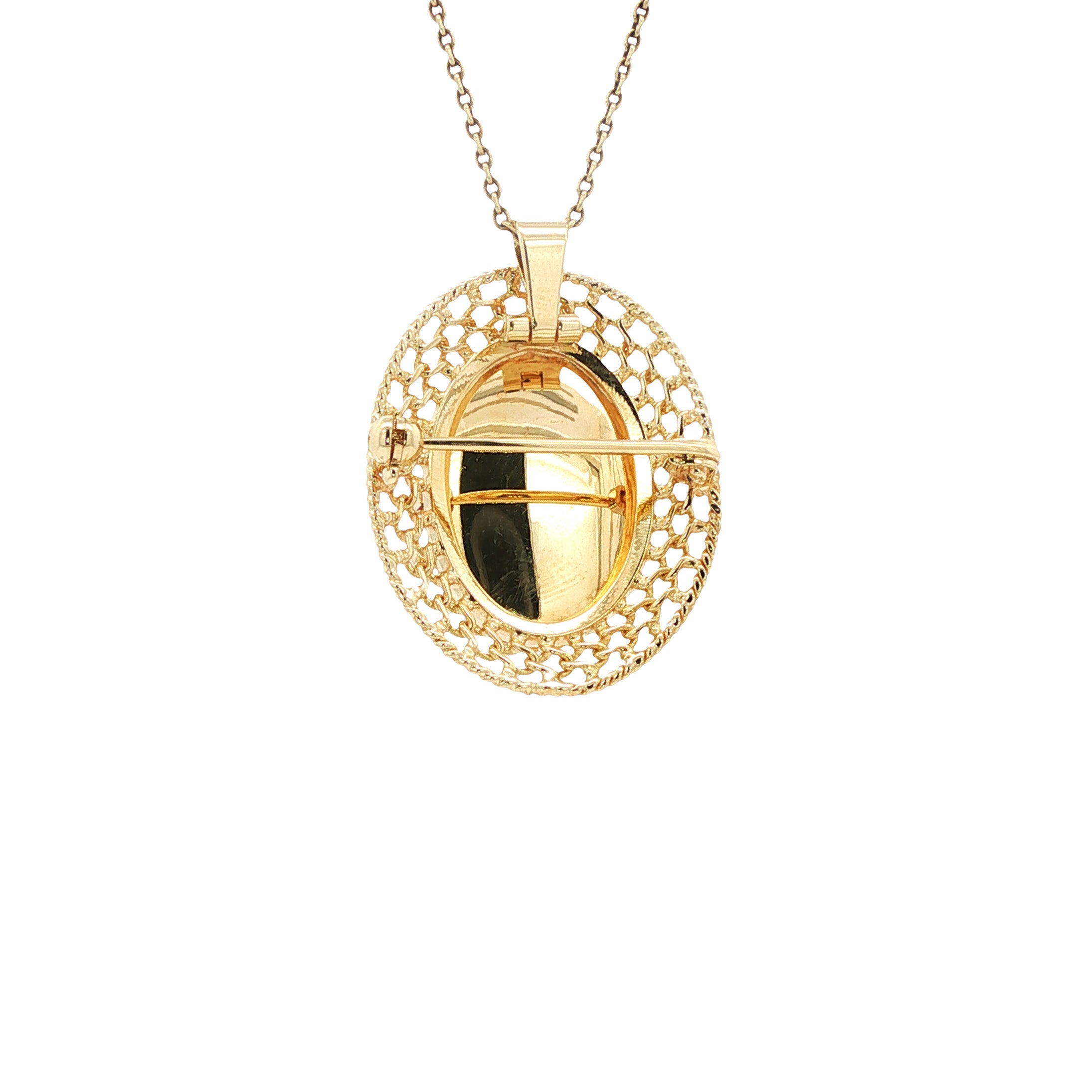 14 kt gold medallion pendant with engraving