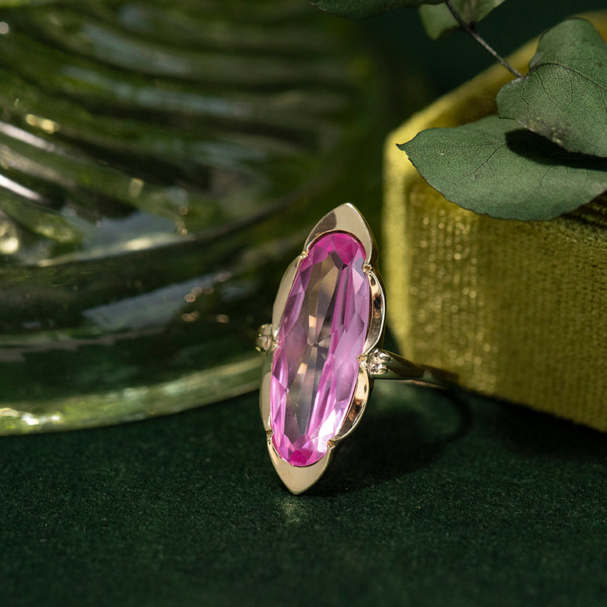 Gold ring with sapphire 14 kt