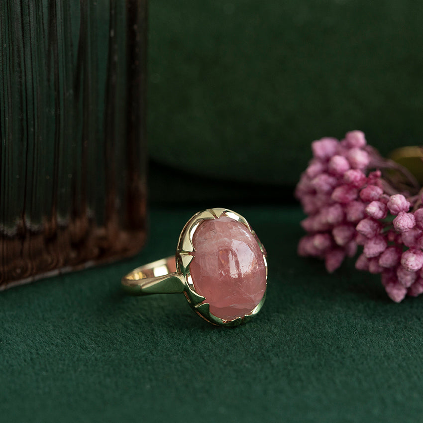 Gouden vintage ring met rhodochrosiet 14 kt
