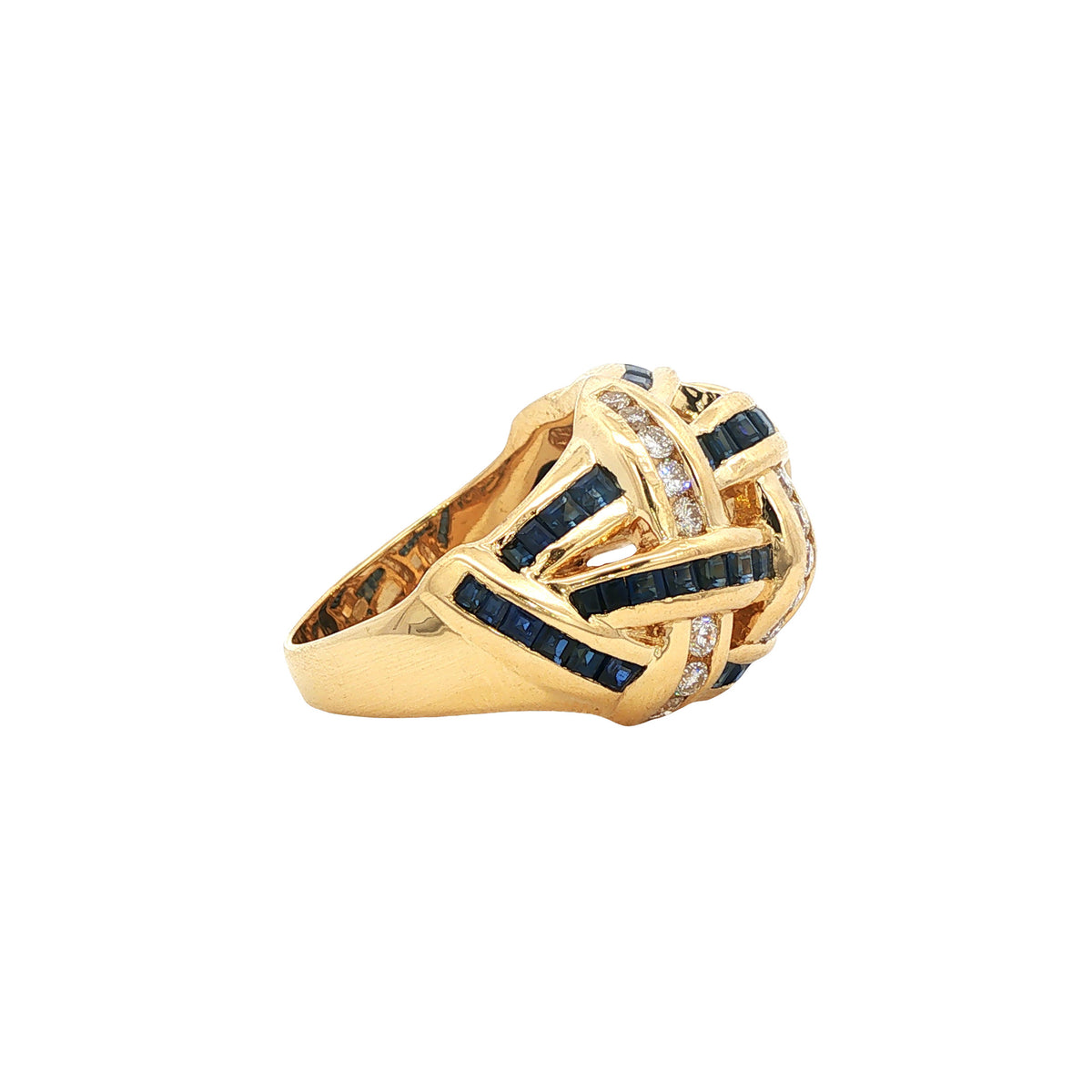 Vintage 18 kt gold ring with sapphire and diamond