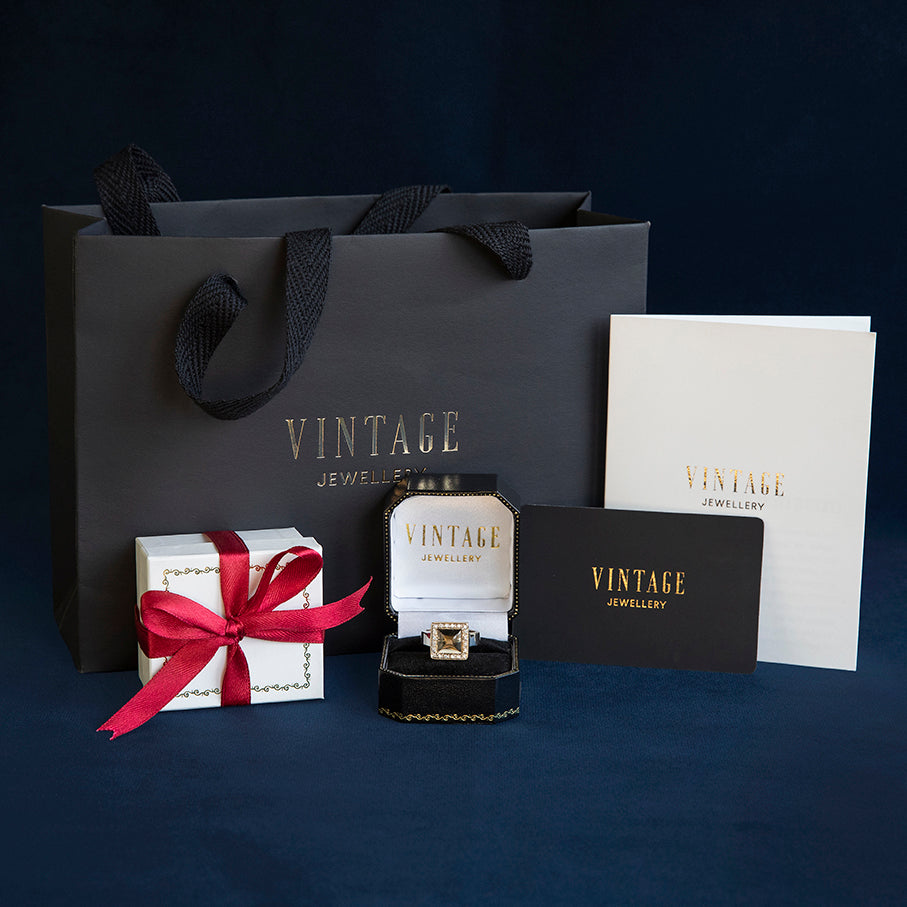 Gold ring with ruby and diamond 14 kt