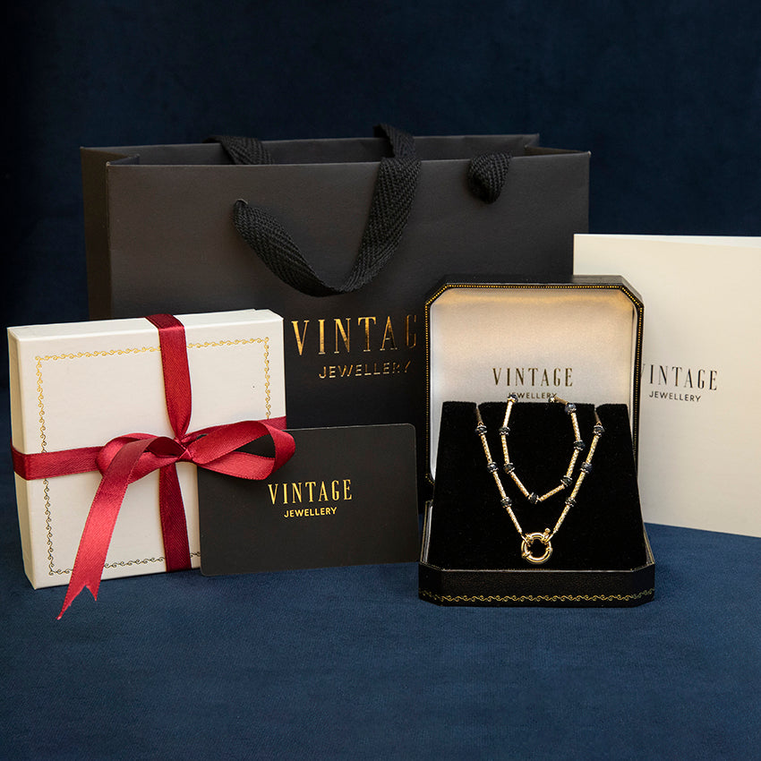 Collier met saffier 01.jpg