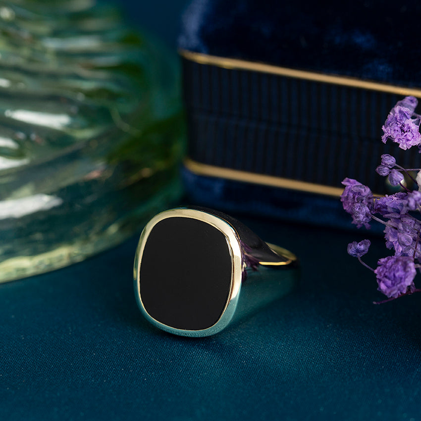 Gouden vintage zegelring met onyx 14 kt