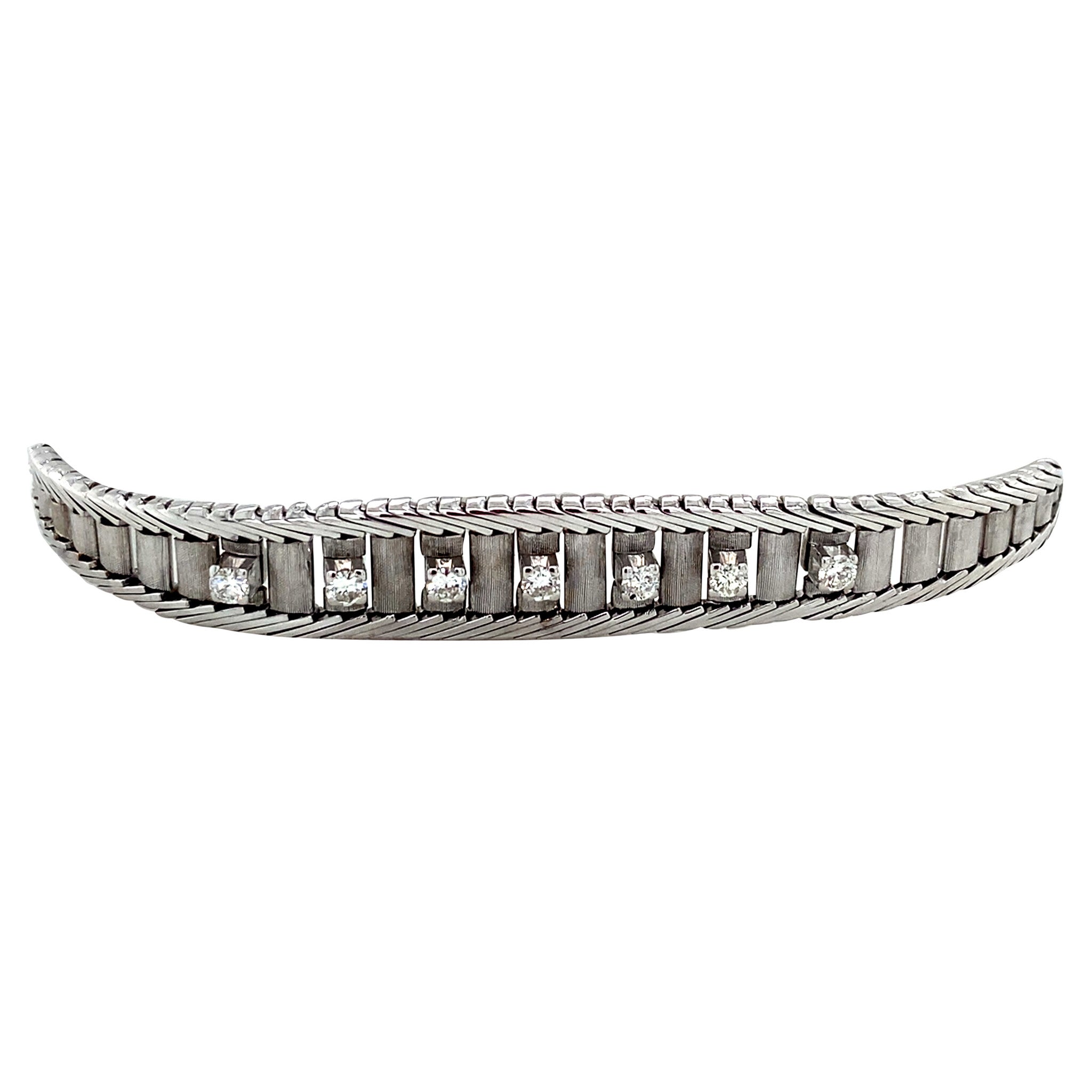 Vintage 14 kt white gold bracelet with diamond