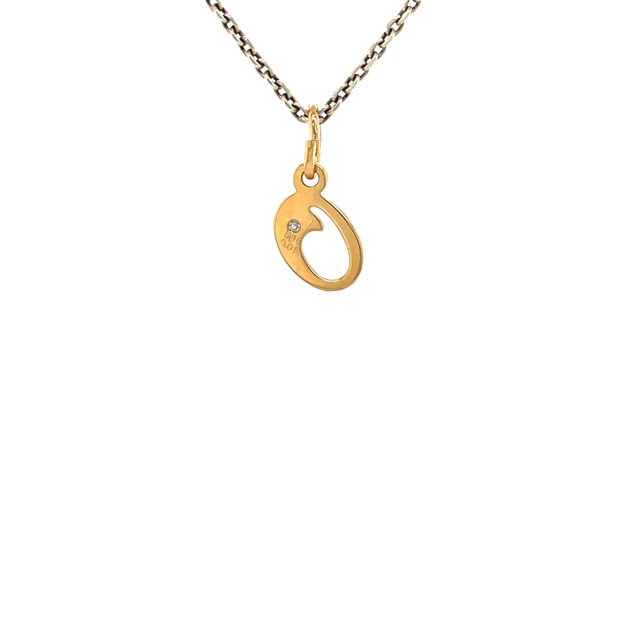 Gold vintage letter O pendant with diamond 14 kt