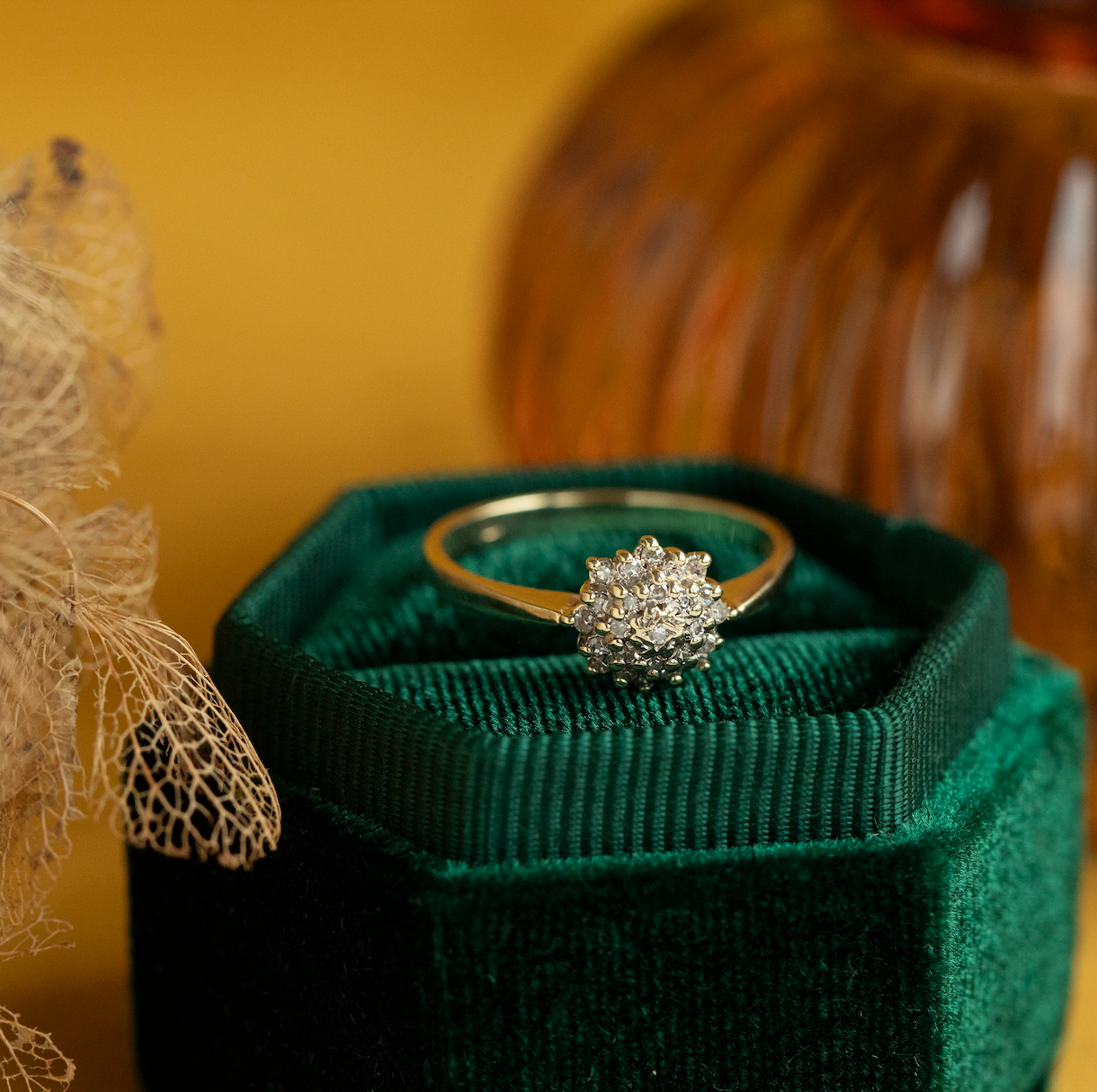 Gold vintage halo ring with diamonds 14 krt
