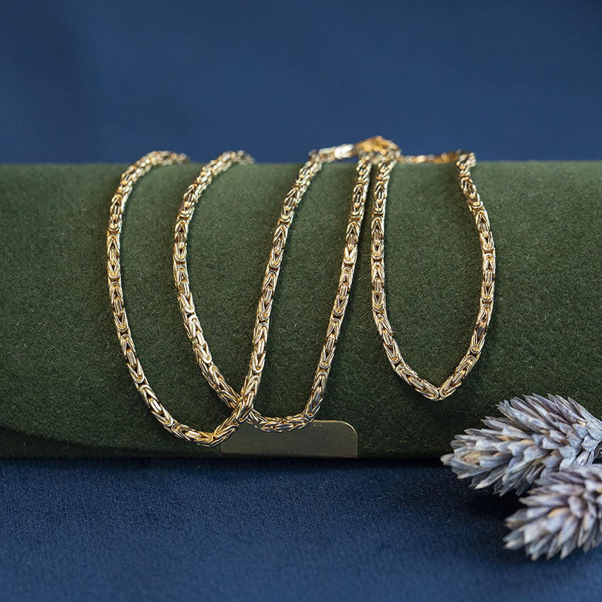 Golden vintage king's necklace 14 kt