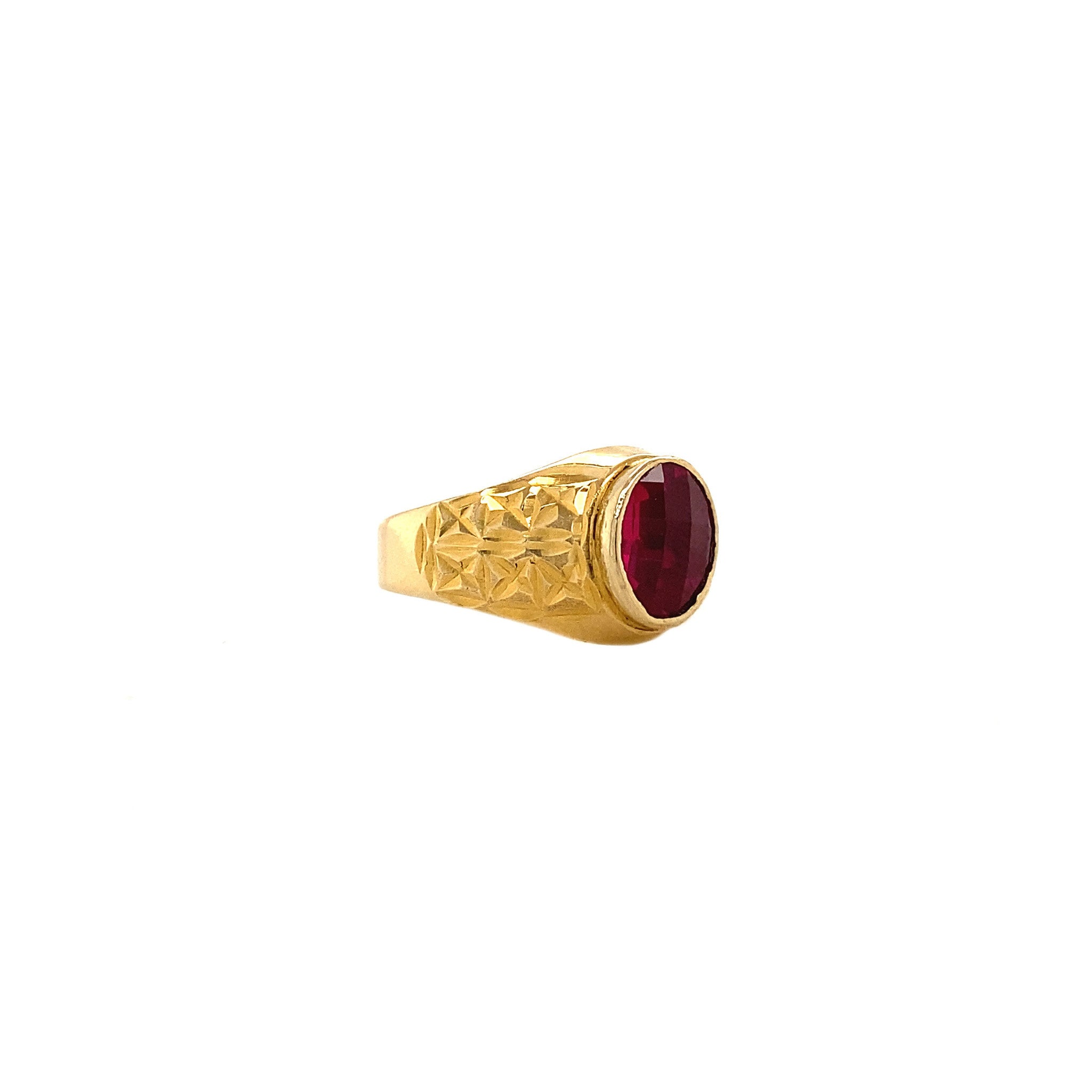 18 kt gold ring with synthetic ruby
