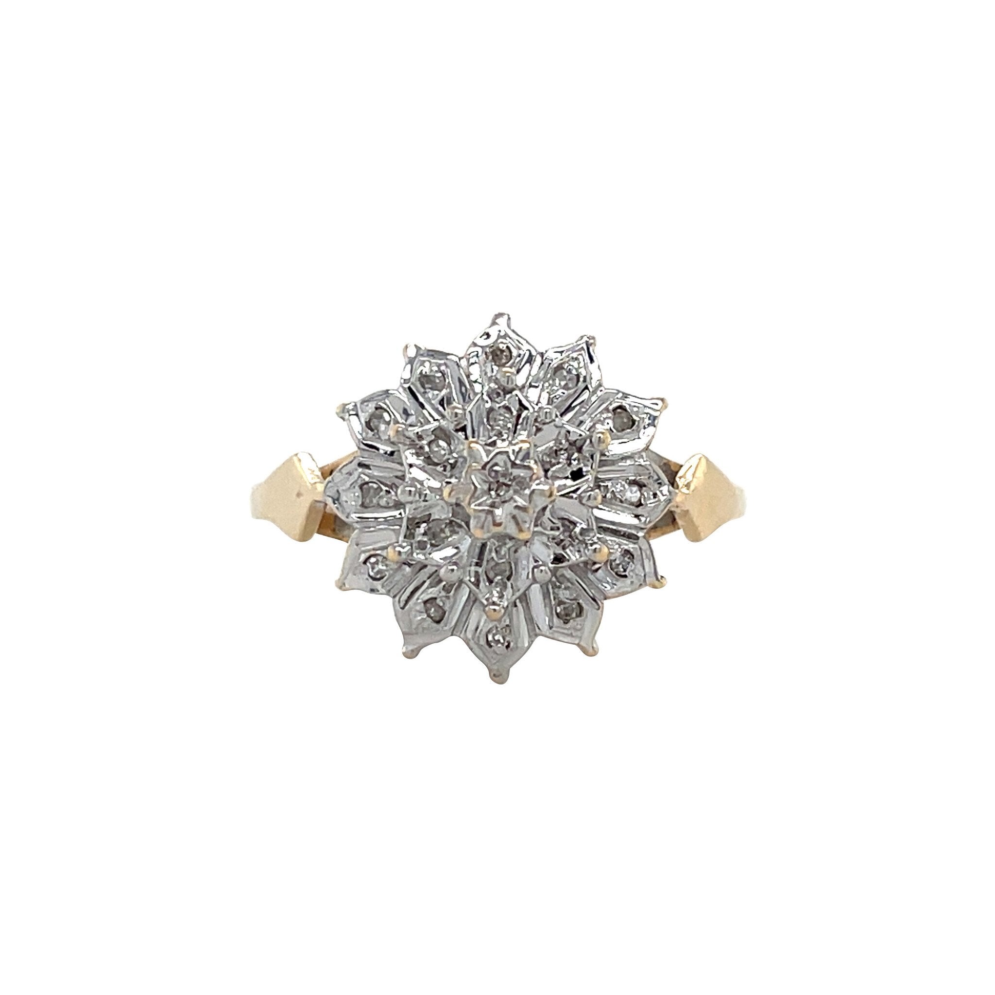 Vintage 14 kt gold cluster ring with diamond