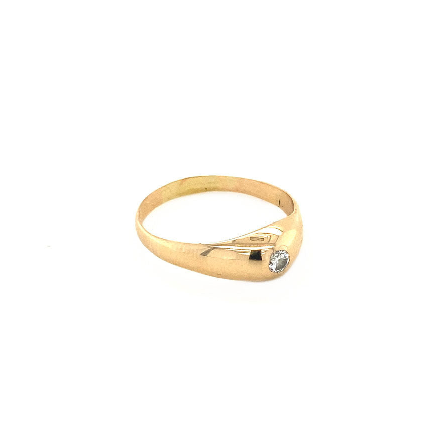 14 kt rose-gold pinky ring with diamond