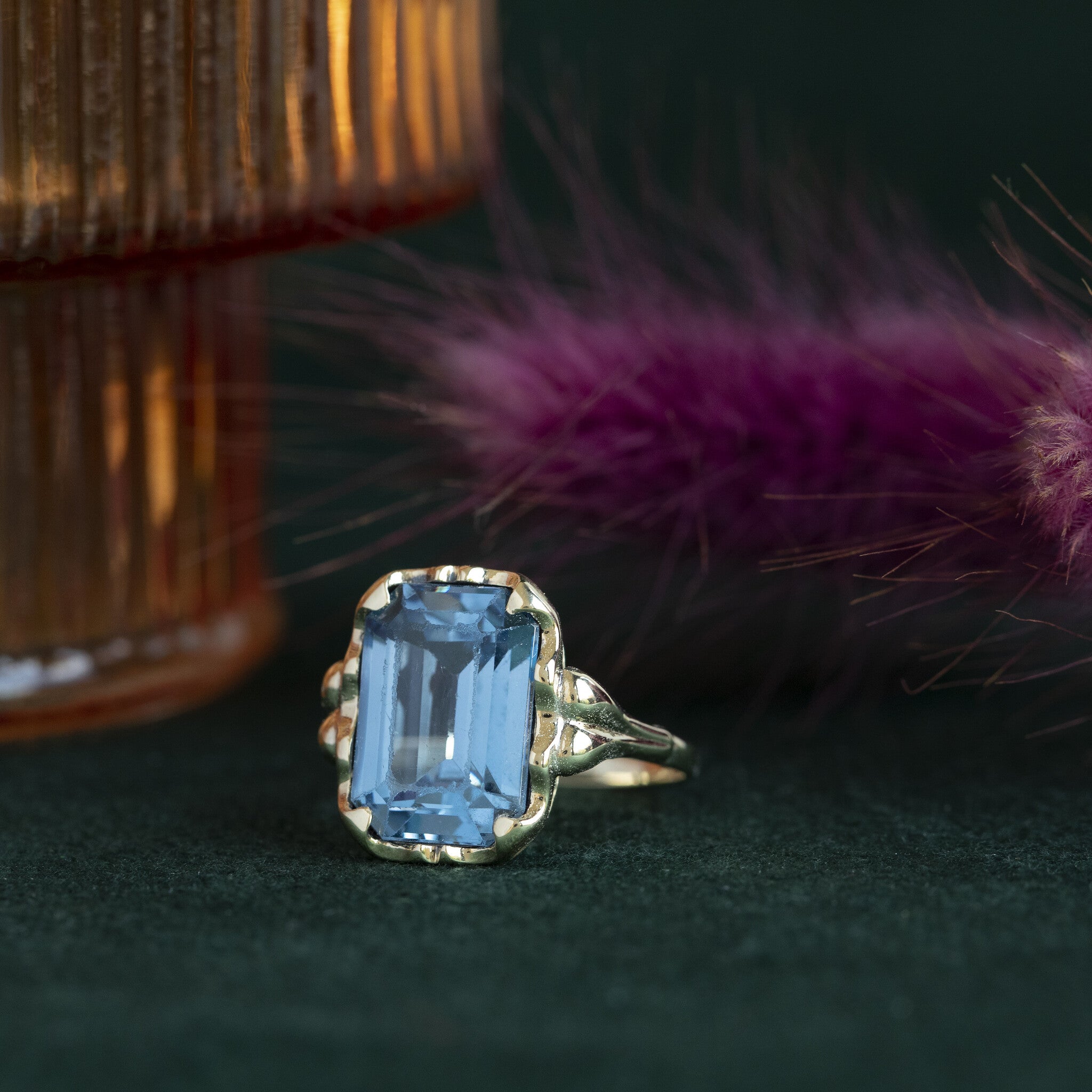 Gouden ring met spinel 14 krt