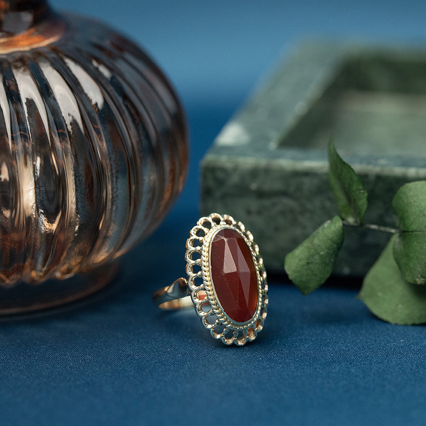 Gouden ring met carneool 14 krt