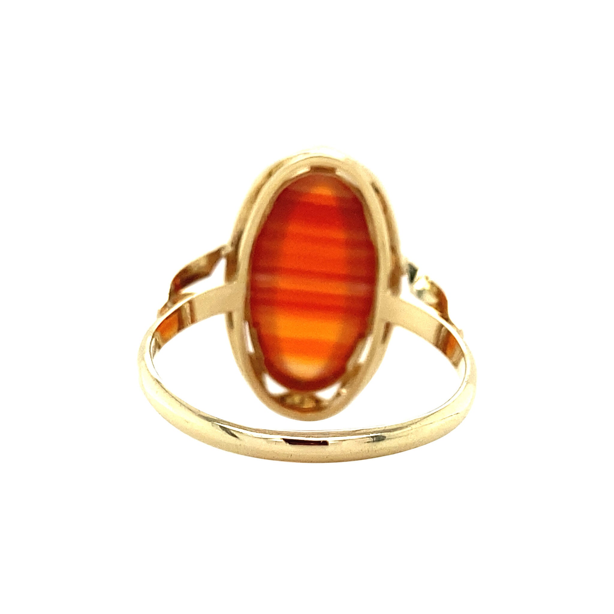 14 kt gold ring with banded agate