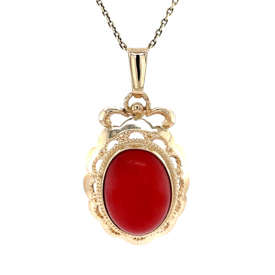 Gold vintage pendant with blood coral 14 kt