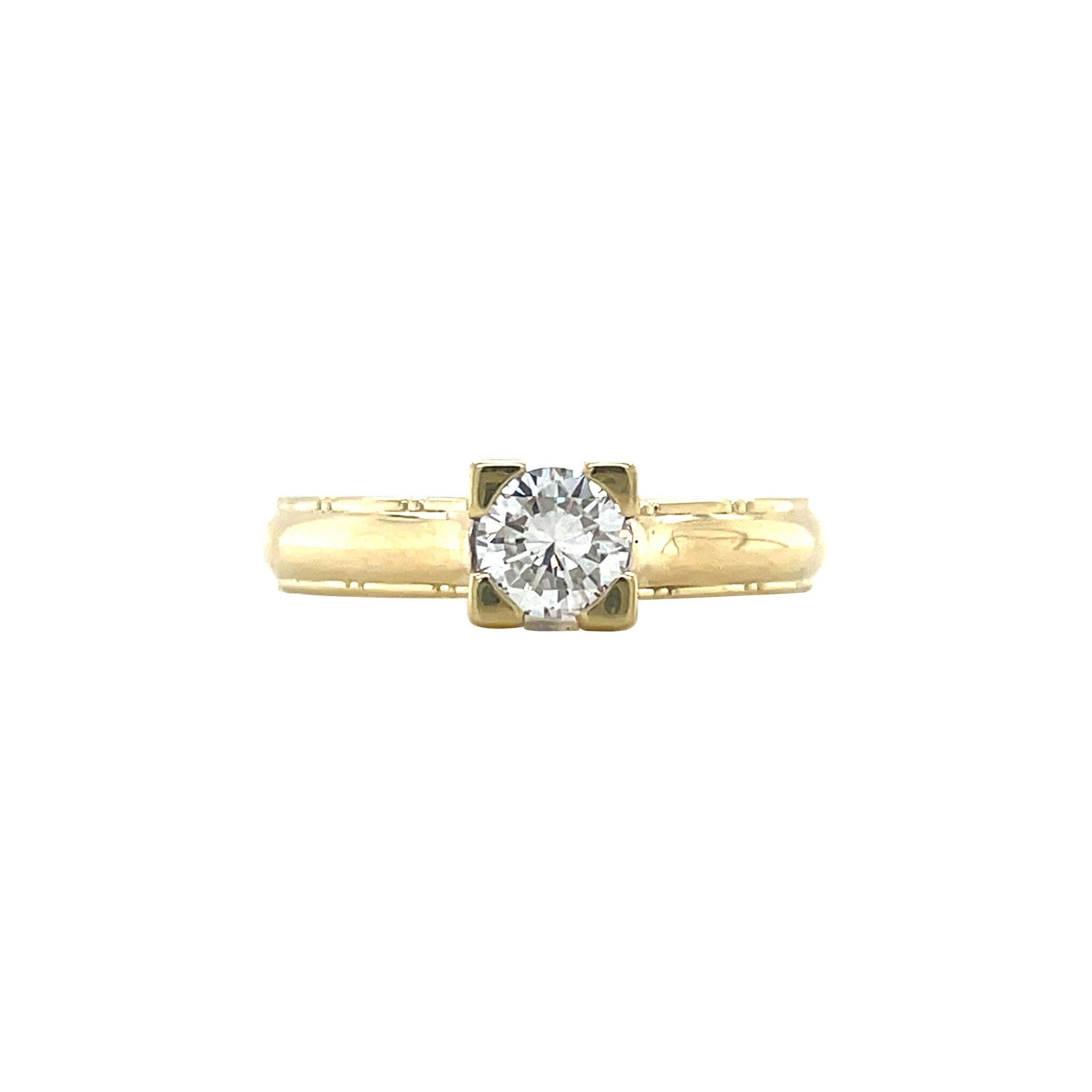 Gouden vintage solitair ring met diamant 14 krt