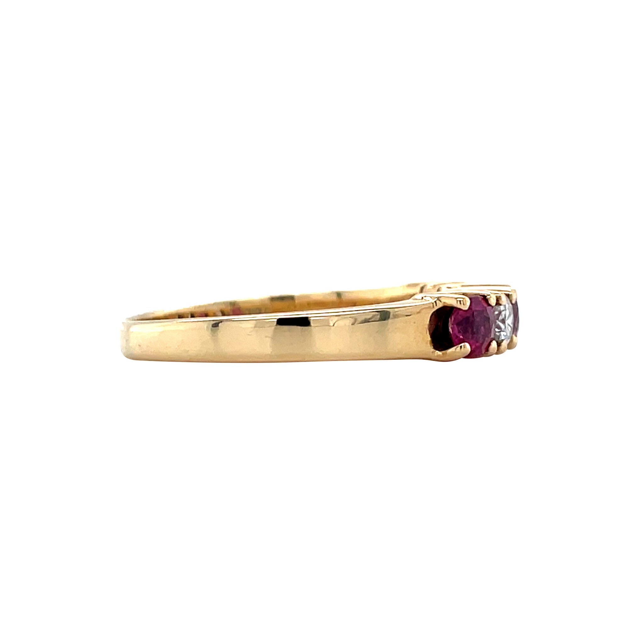 Vintage 18 kt gold row ring with ruby and diamond