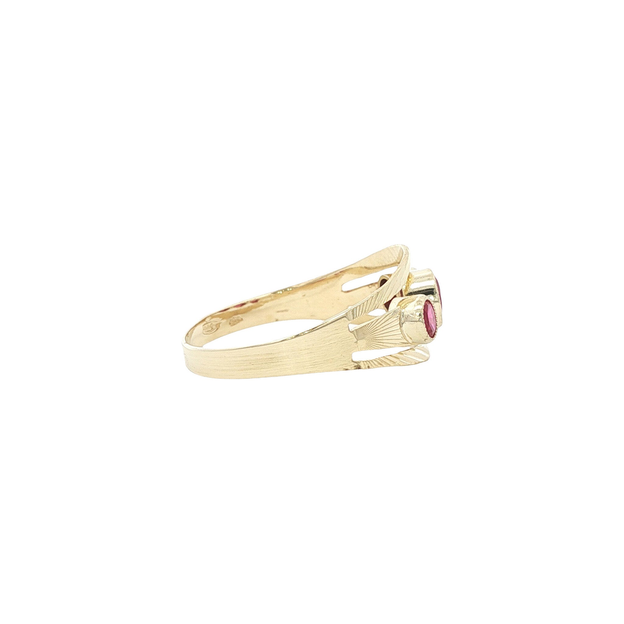 Gouden ring met robijn 14 kt