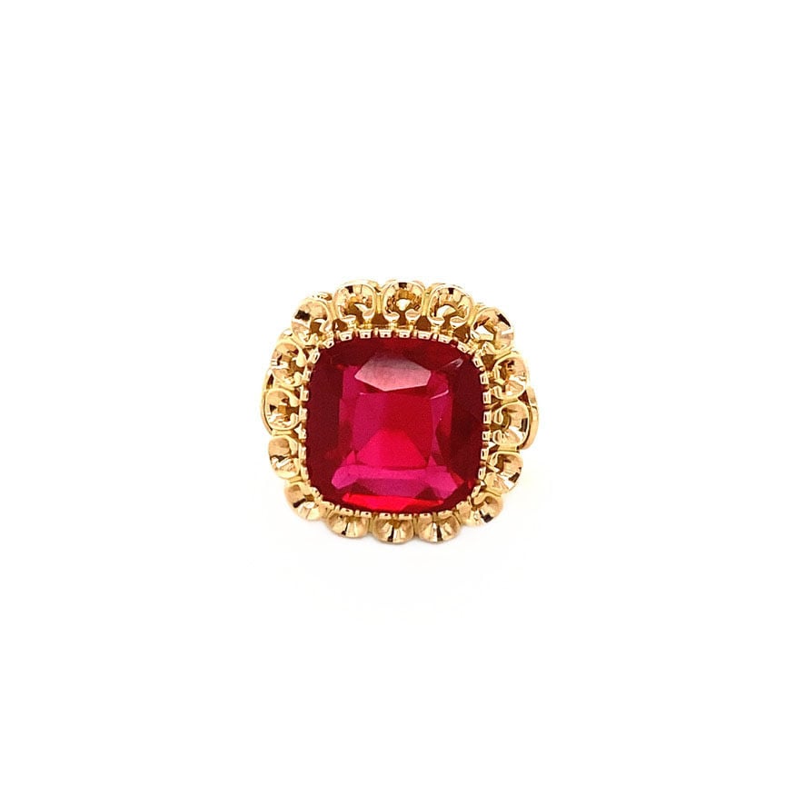 14 kt gold ring with synthetic ruby