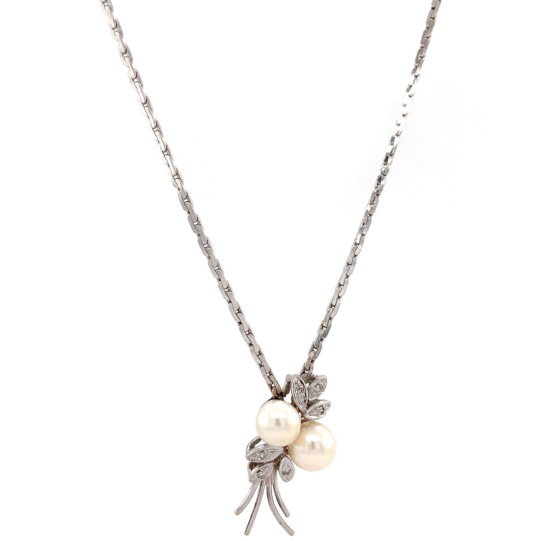 14 kt white gold necklace with diamond and pearl pendant