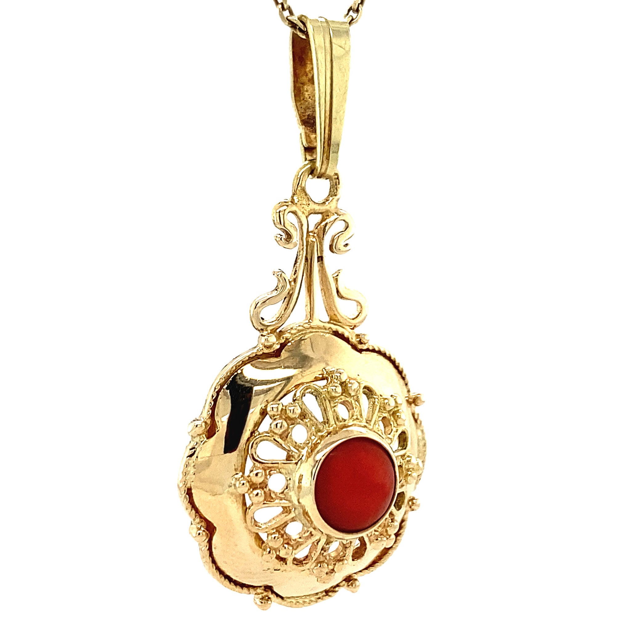 Golden pendant with blood coral 14 kt