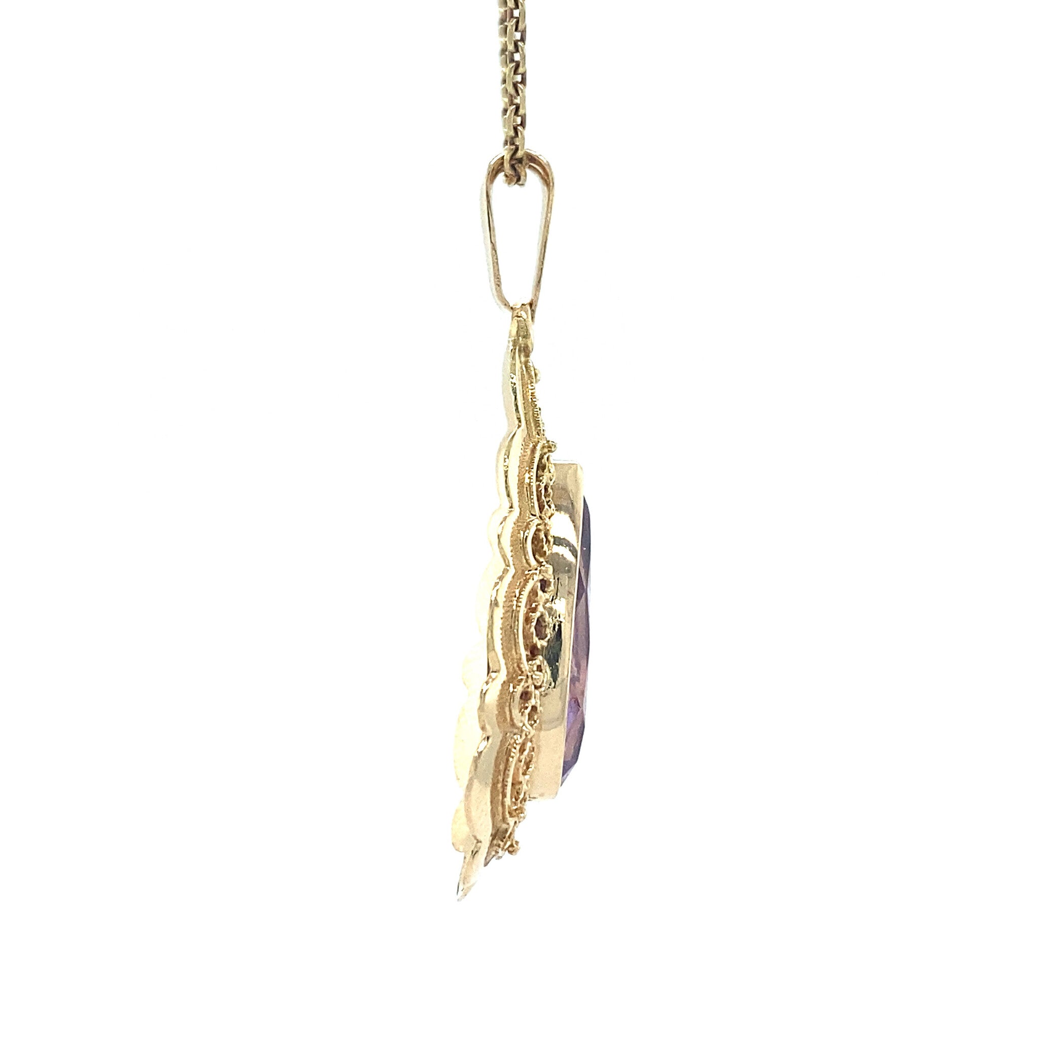 Gouden hanger met amethist 14 krt