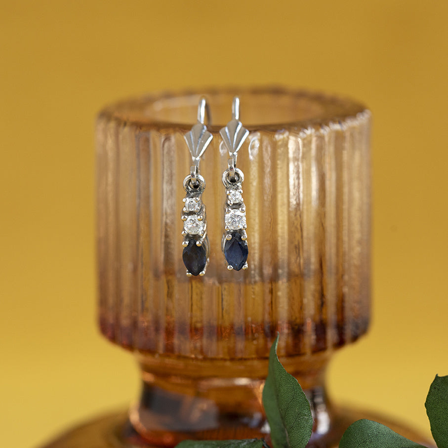 Vintage white gold drop earrings with sapphire and diamond, 14 kt