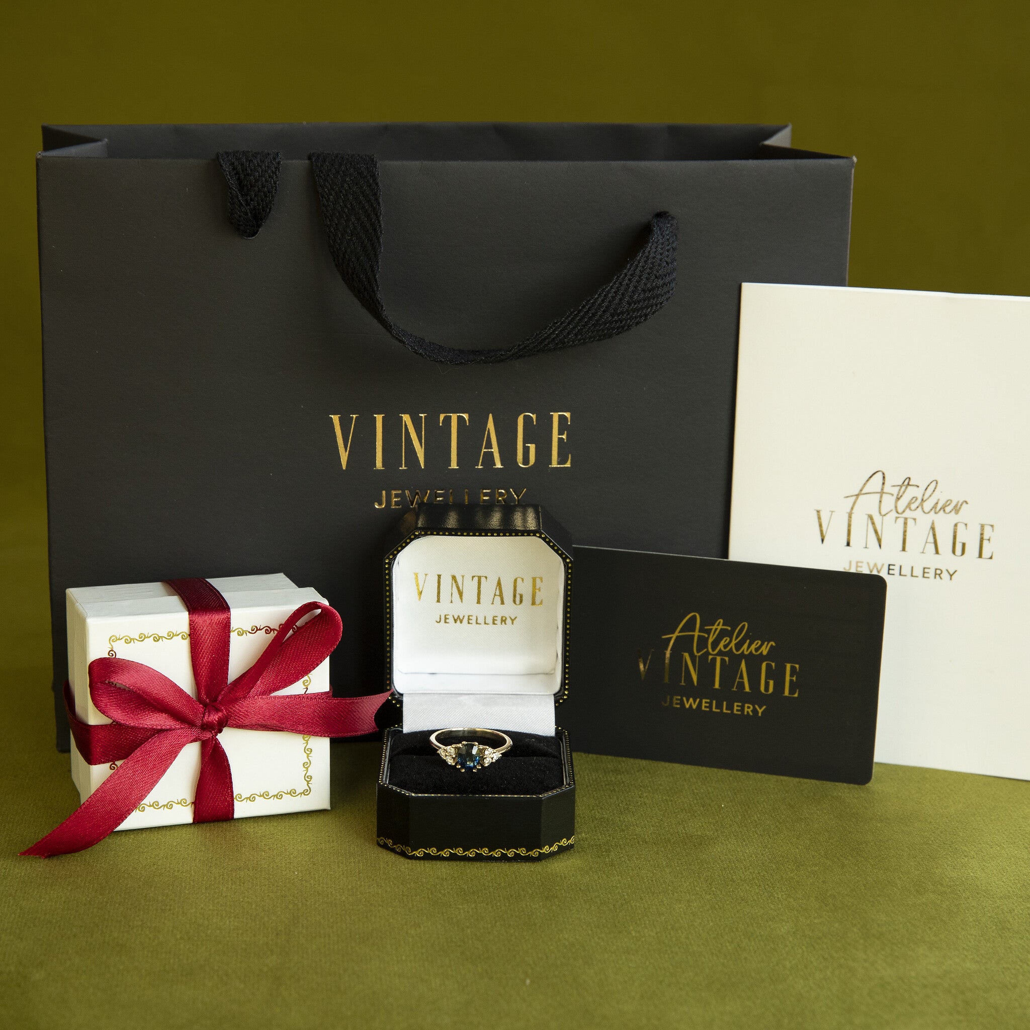 Audrey ring 14 kt - Sapphire