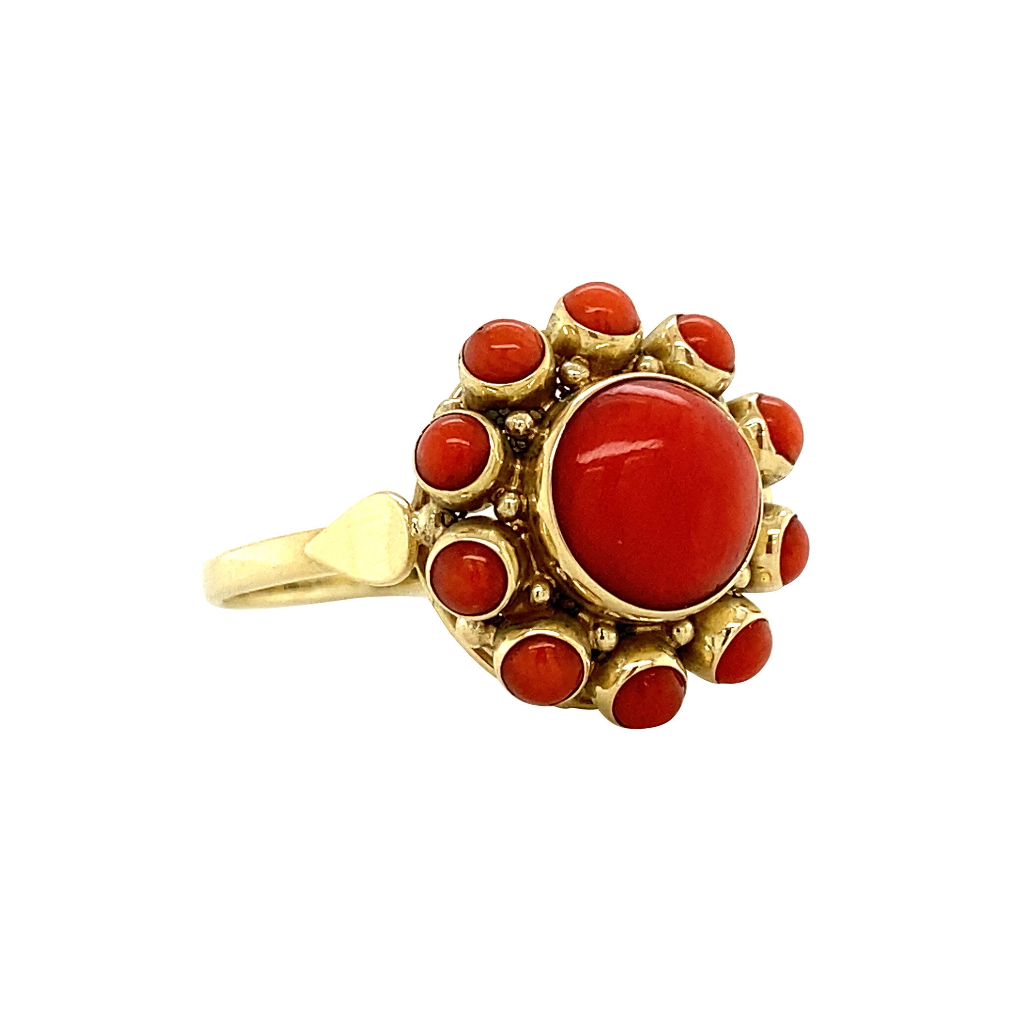 Gouden entourage ring met bloedkoraal 14 krt