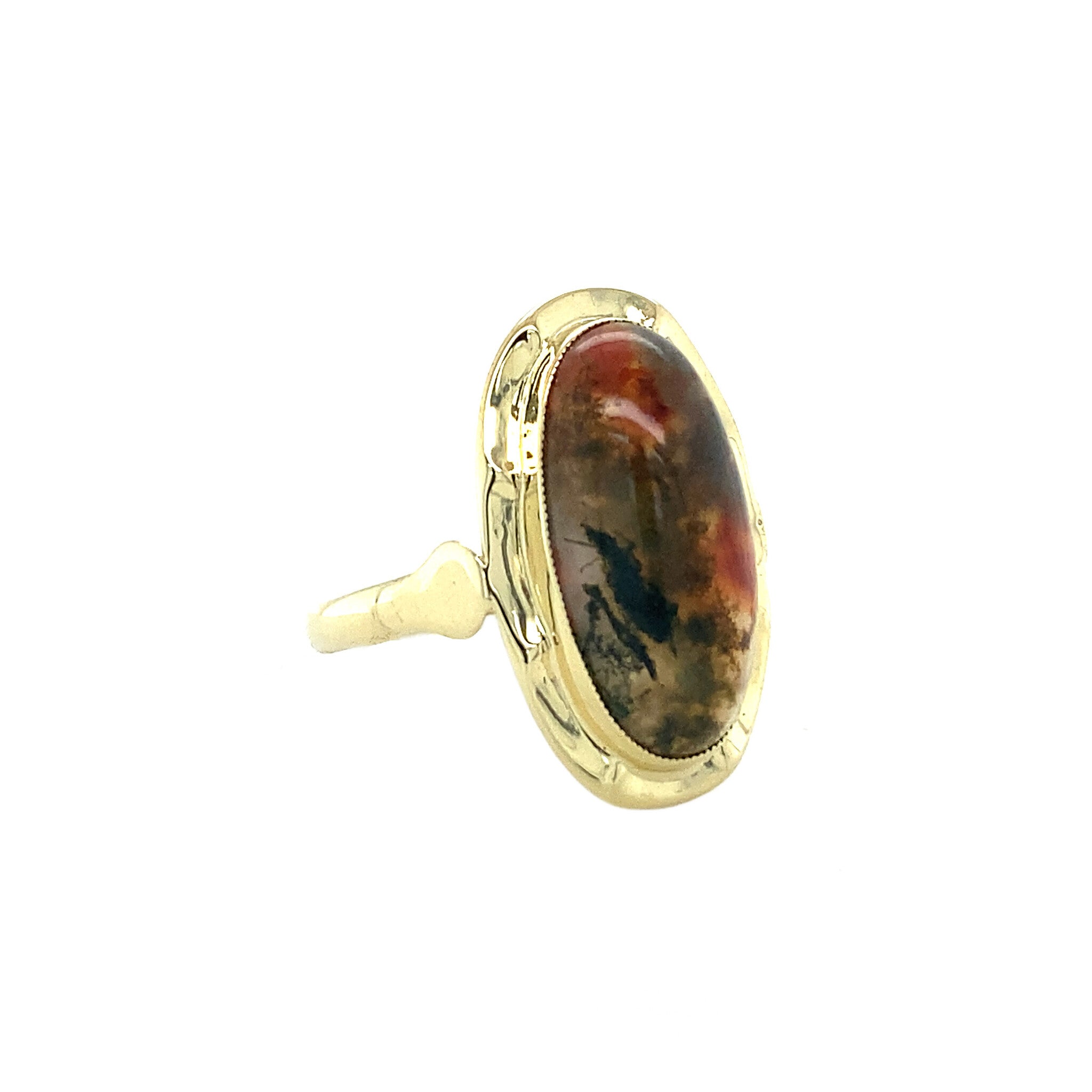 14 kt gold ring with moss agate