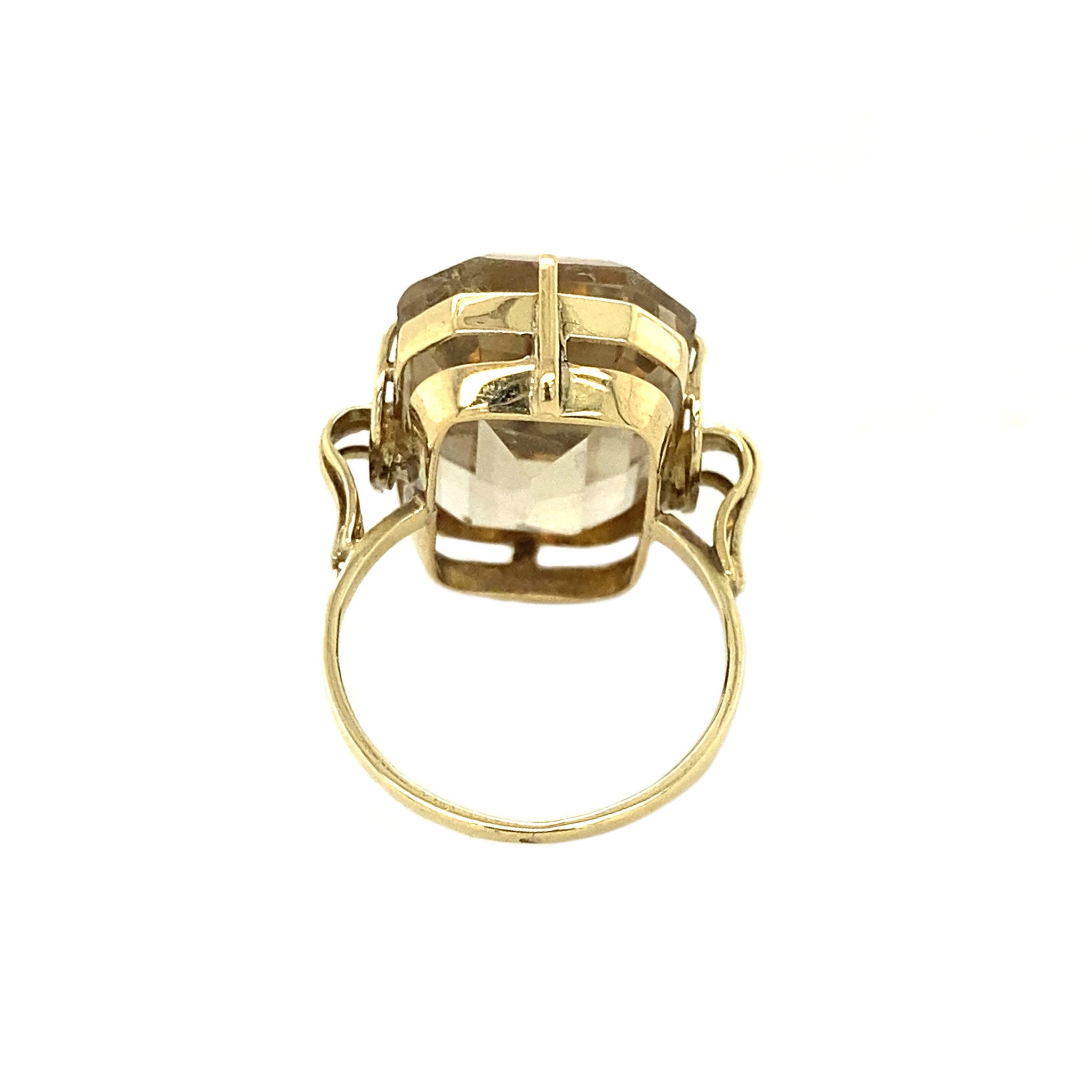 Gouden ring met lichte rooktopaas 14 krt