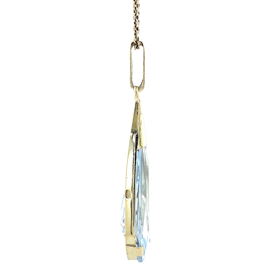 Vintage gold pendant with spinel, 14 kt