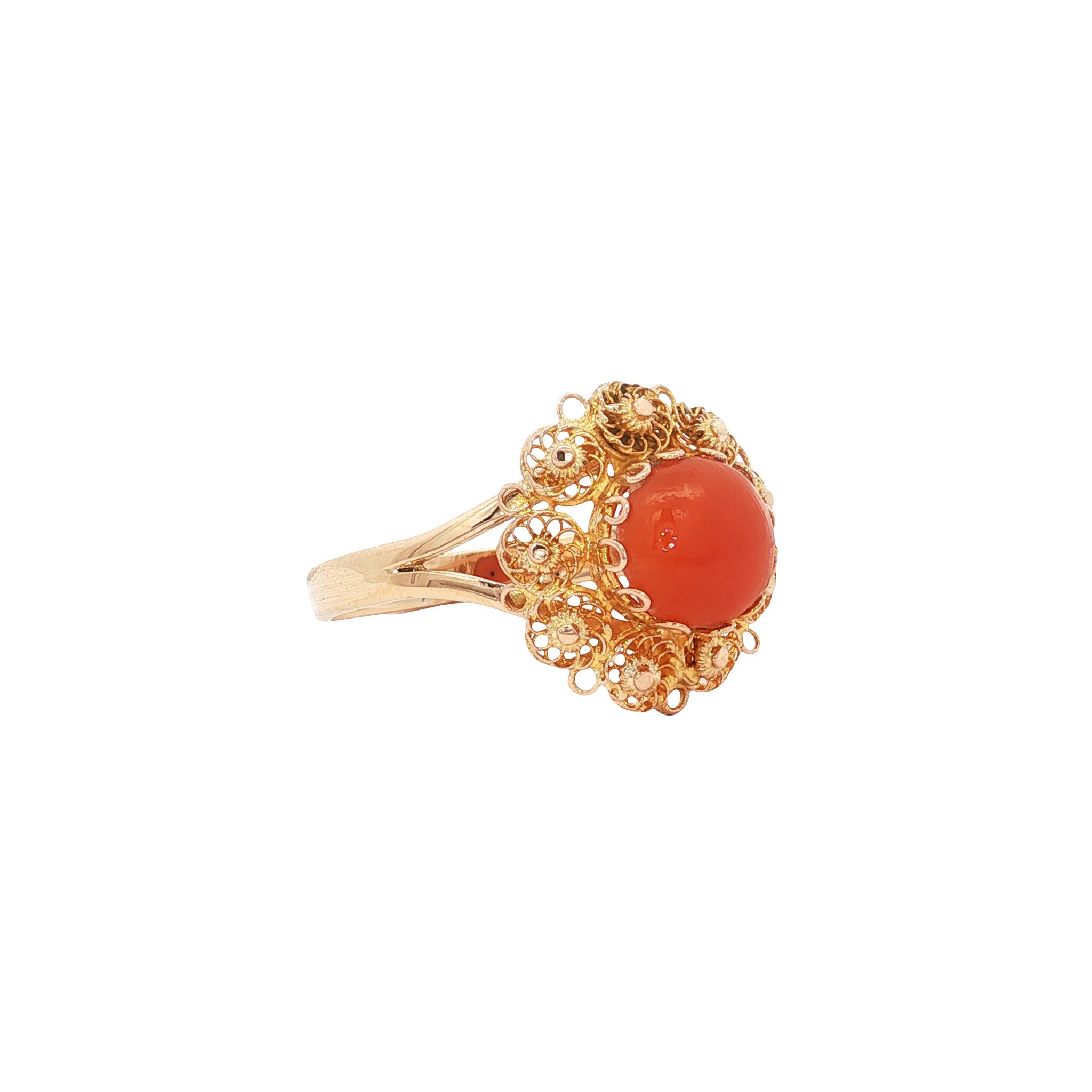 Bicolour gouden vintage ring met bloedkoraal 14 kt