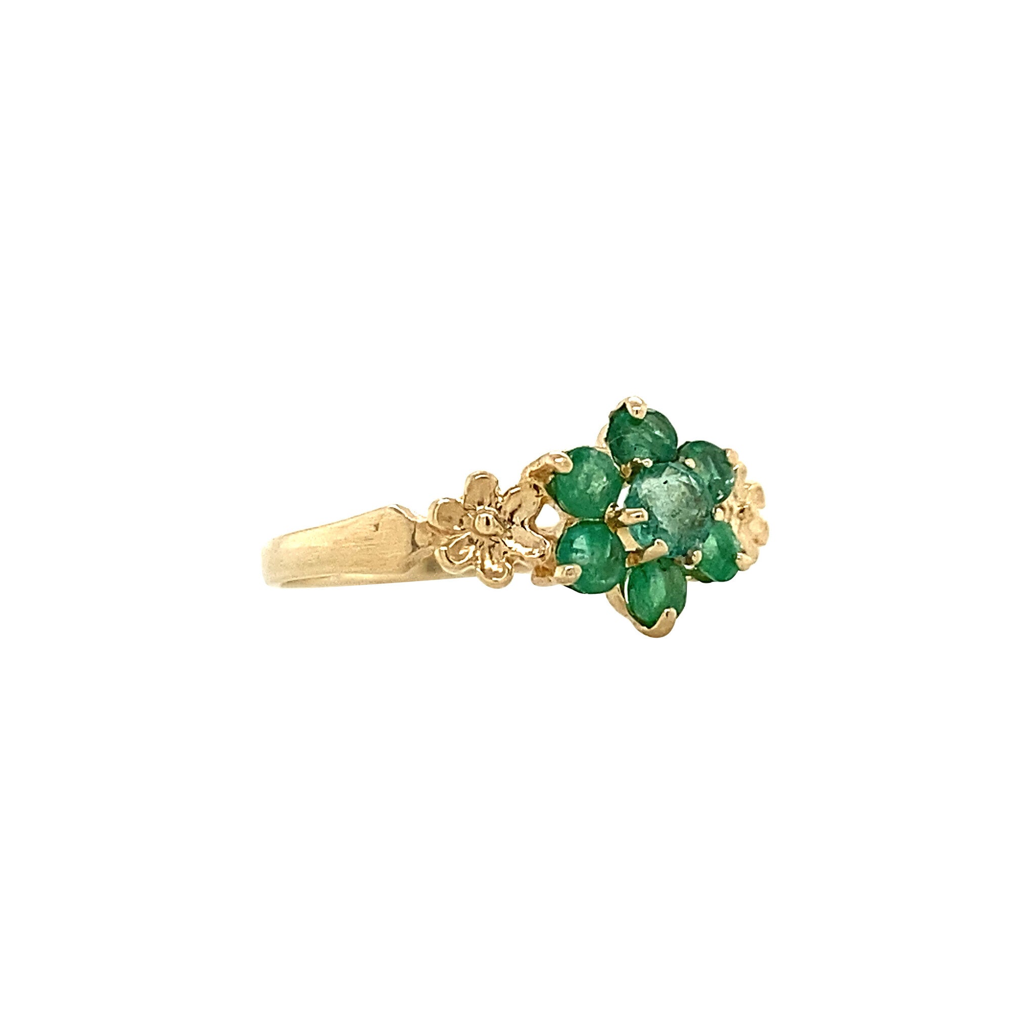 Entourage ring with emerald 9 krt