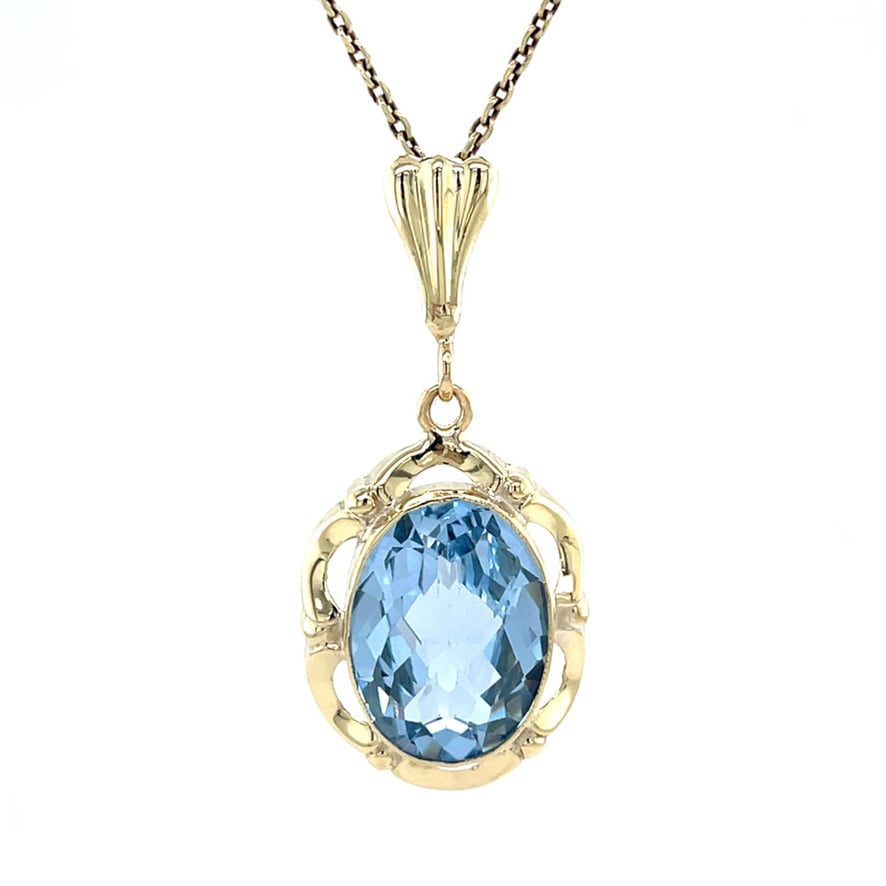 Gold vintage pendant with spinel 14 kt