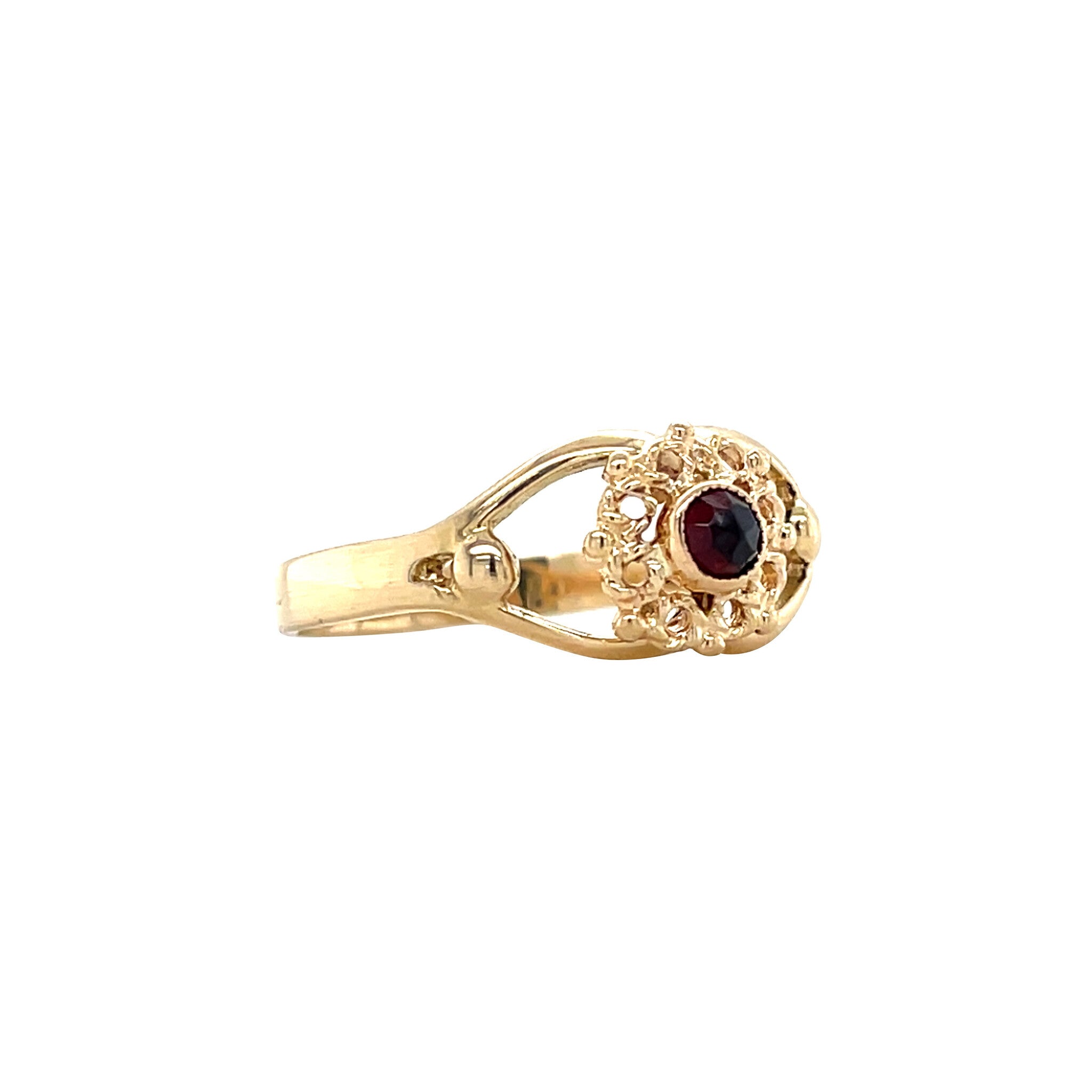 Gouden vintage ring met granaat 14 krt