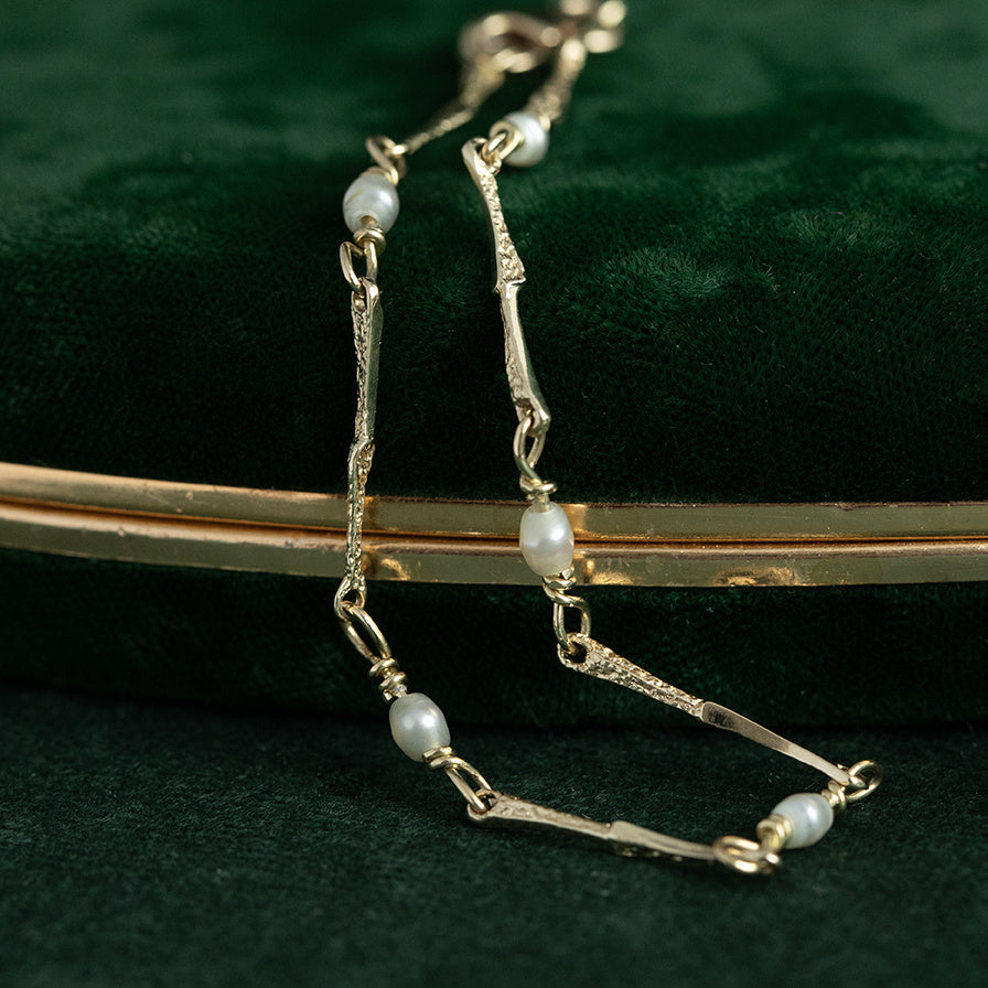 Vintage gold bracelet with pearl, 14 kt