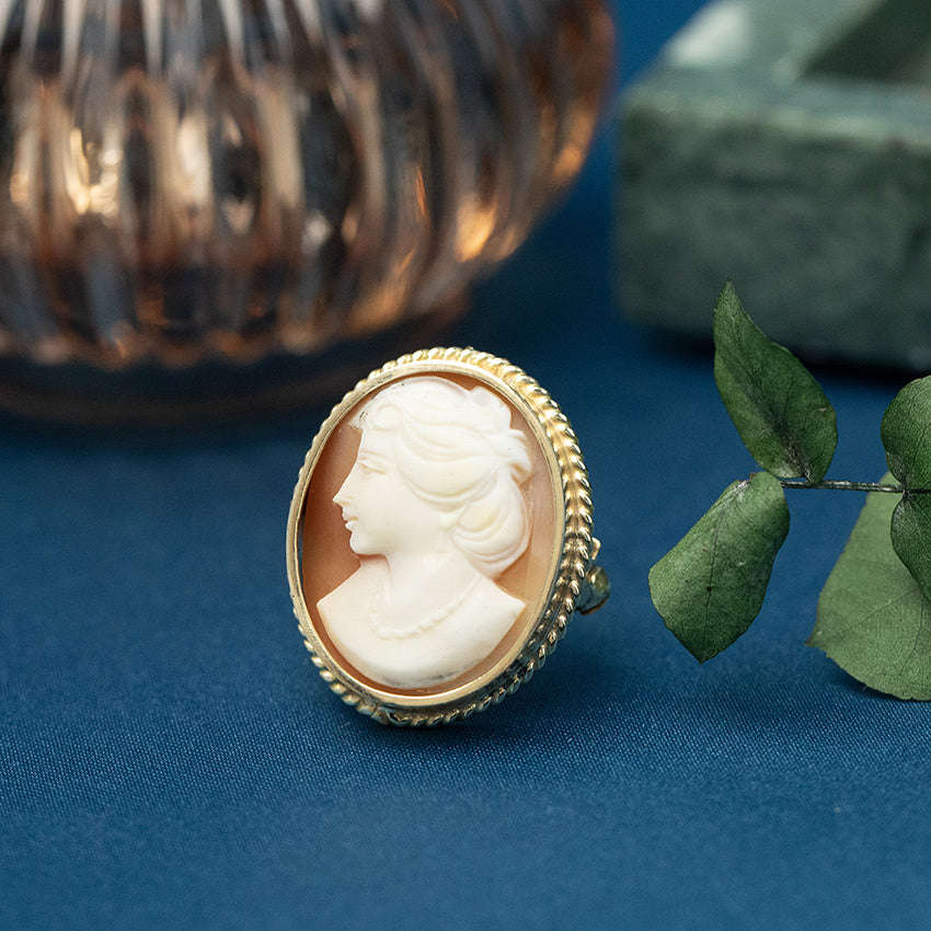 Gouden hanger met camee 14 krt