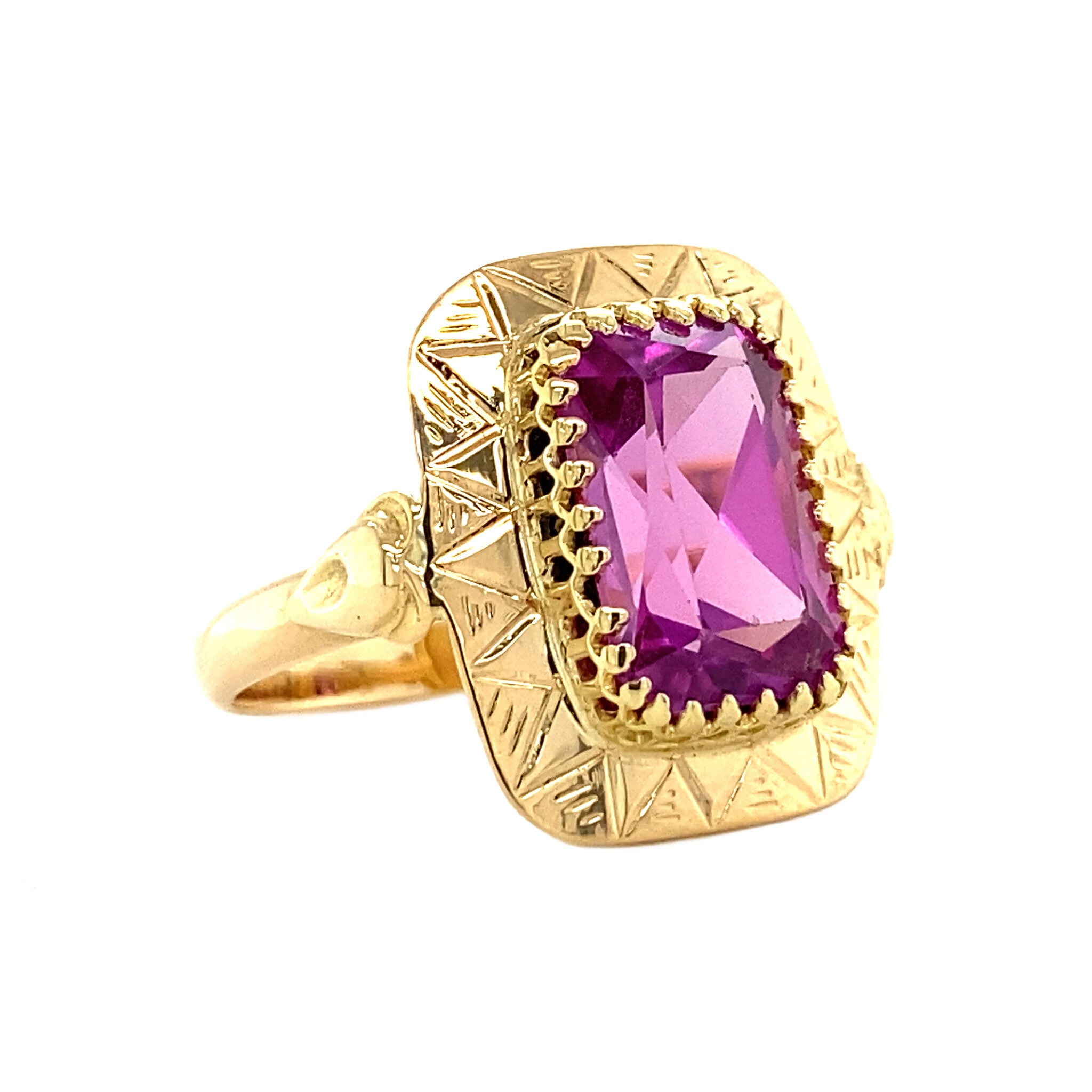 Gouden ring met roze saffier 14 krt
