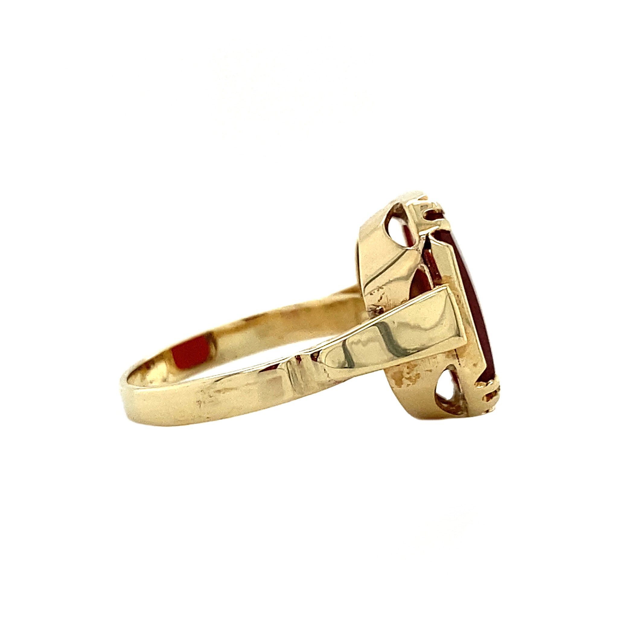 Gouden ring met carneool 14 krt