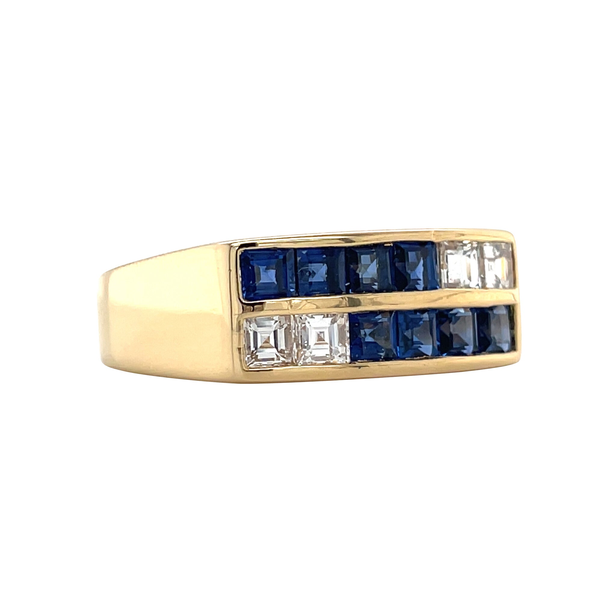 Gold vintage row ring with sapphire and diamond 18 kt