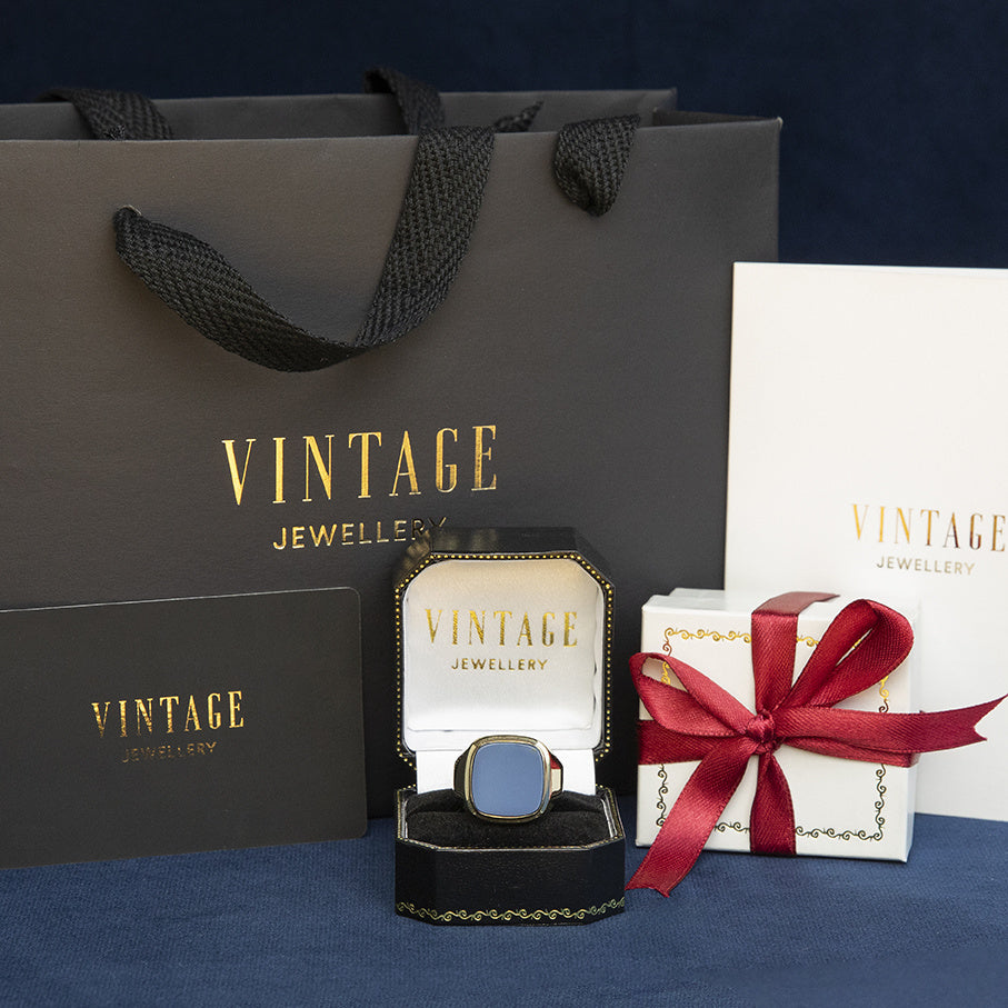 Gouden vintage zegelring met chalcedoon 14 kt