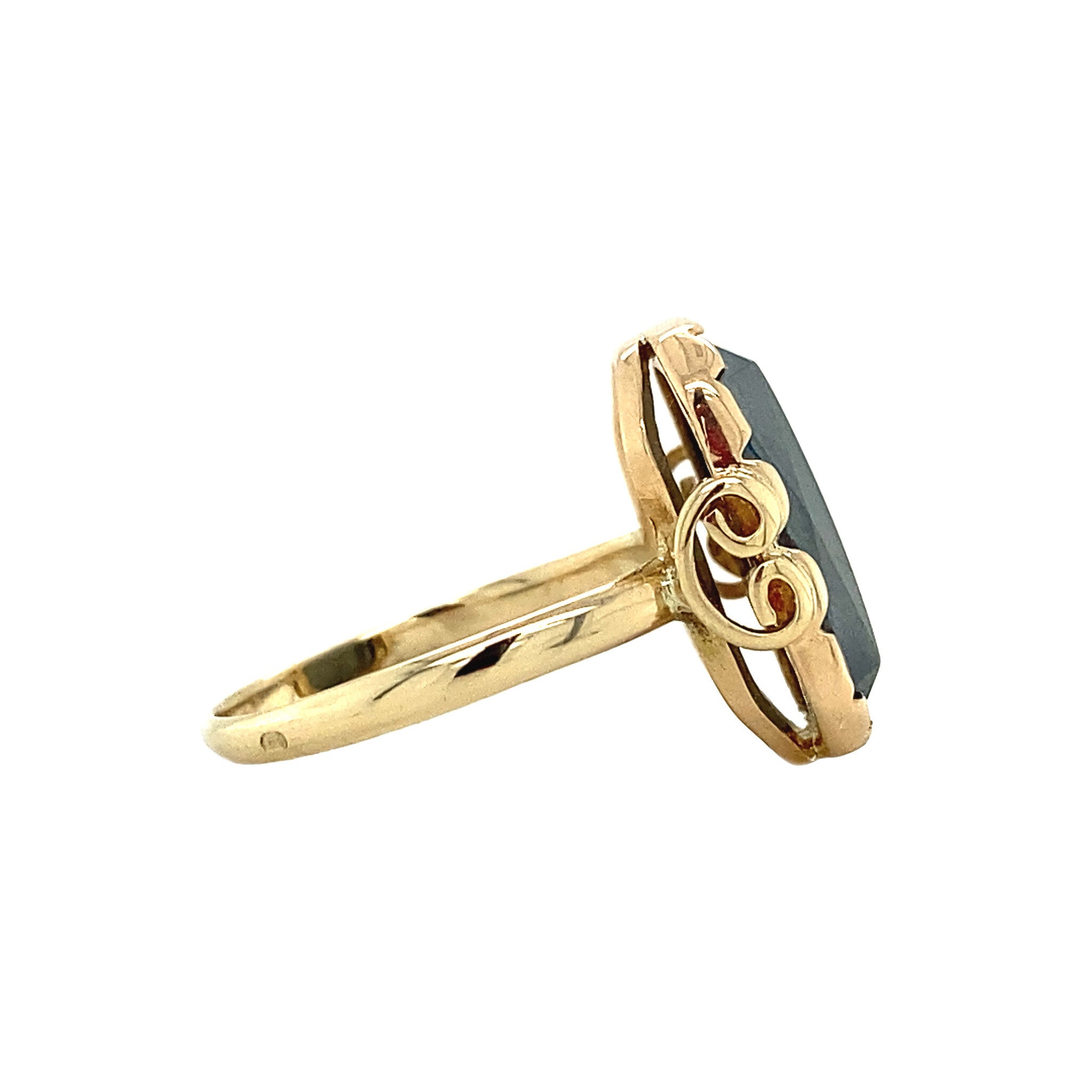 Gouden ring met hematiet 14 krt