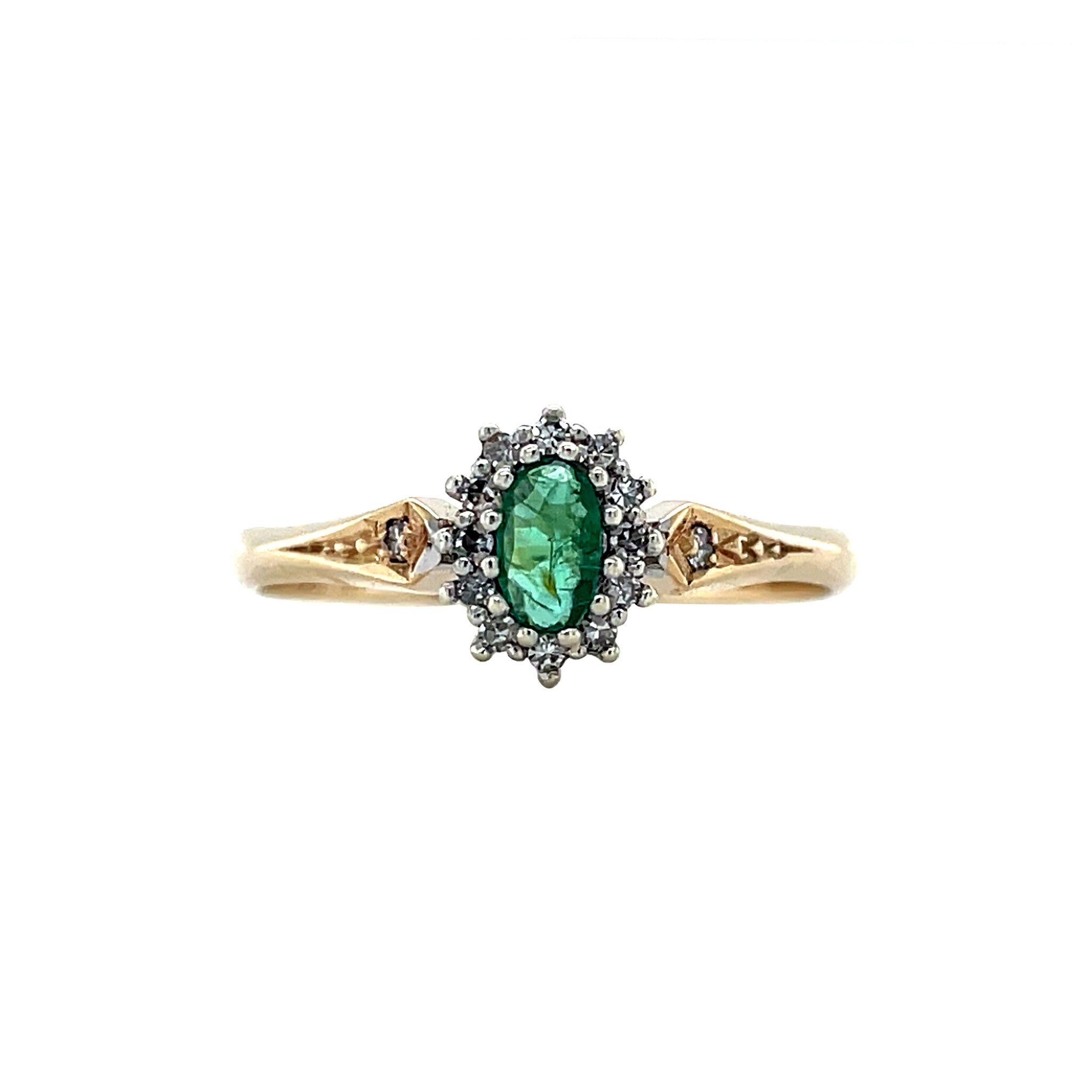 Entourage ring with emerald and diamond 9 carat